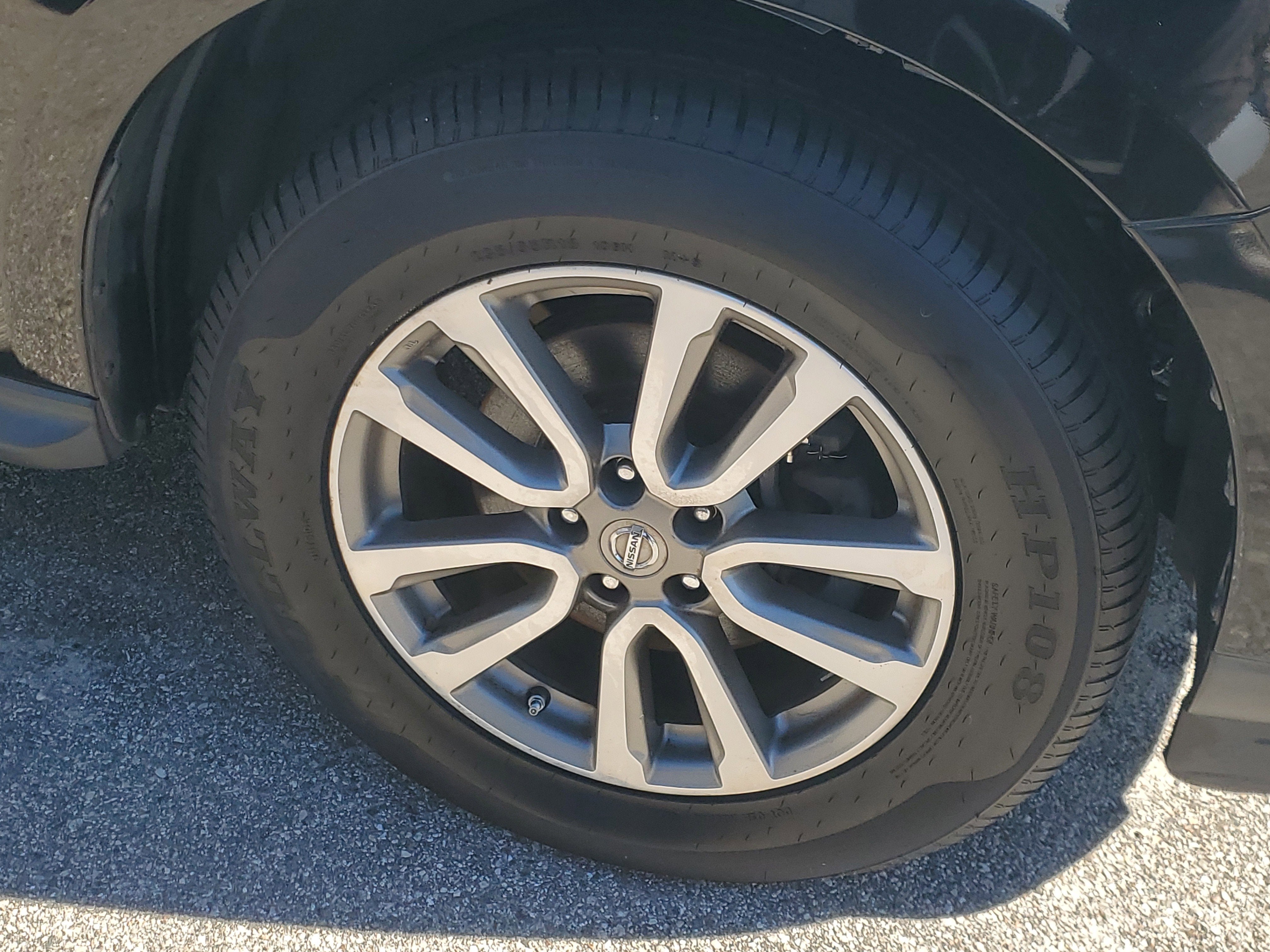 2015 Nissan Pathfinder SL