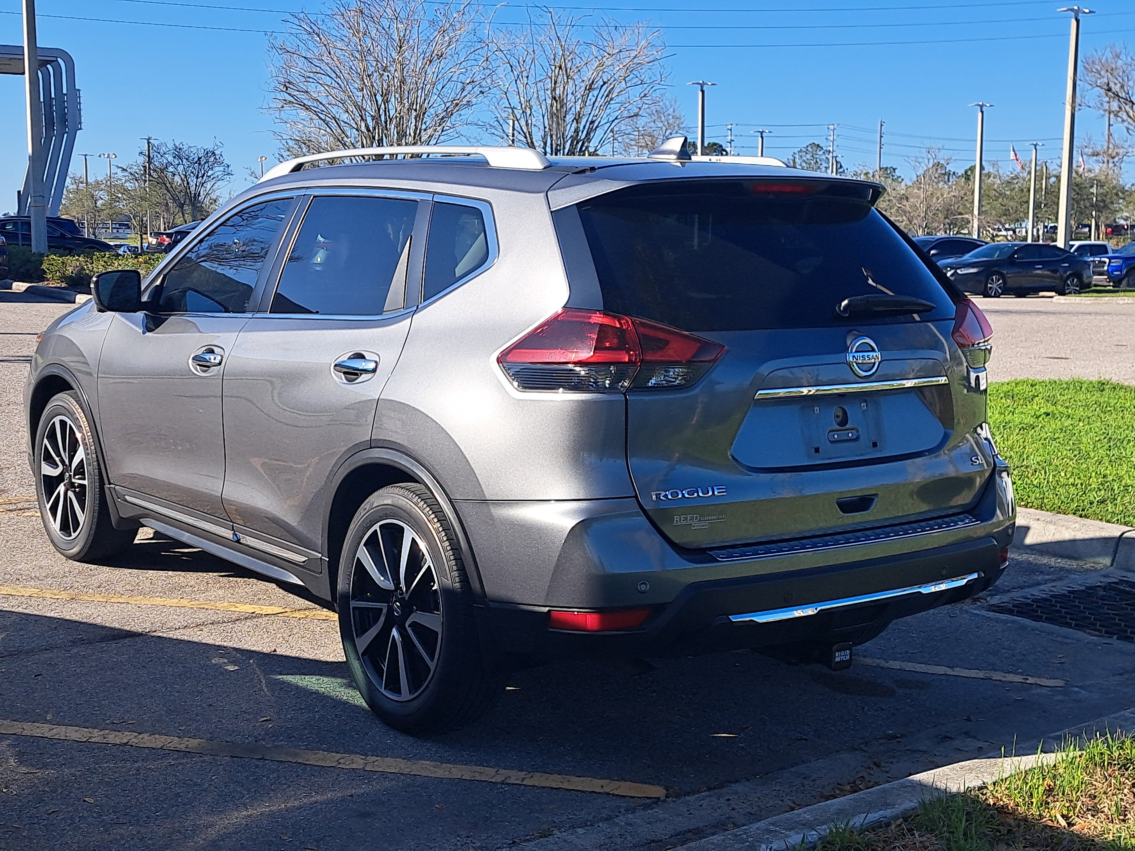 2020 Nissan Rogue SL