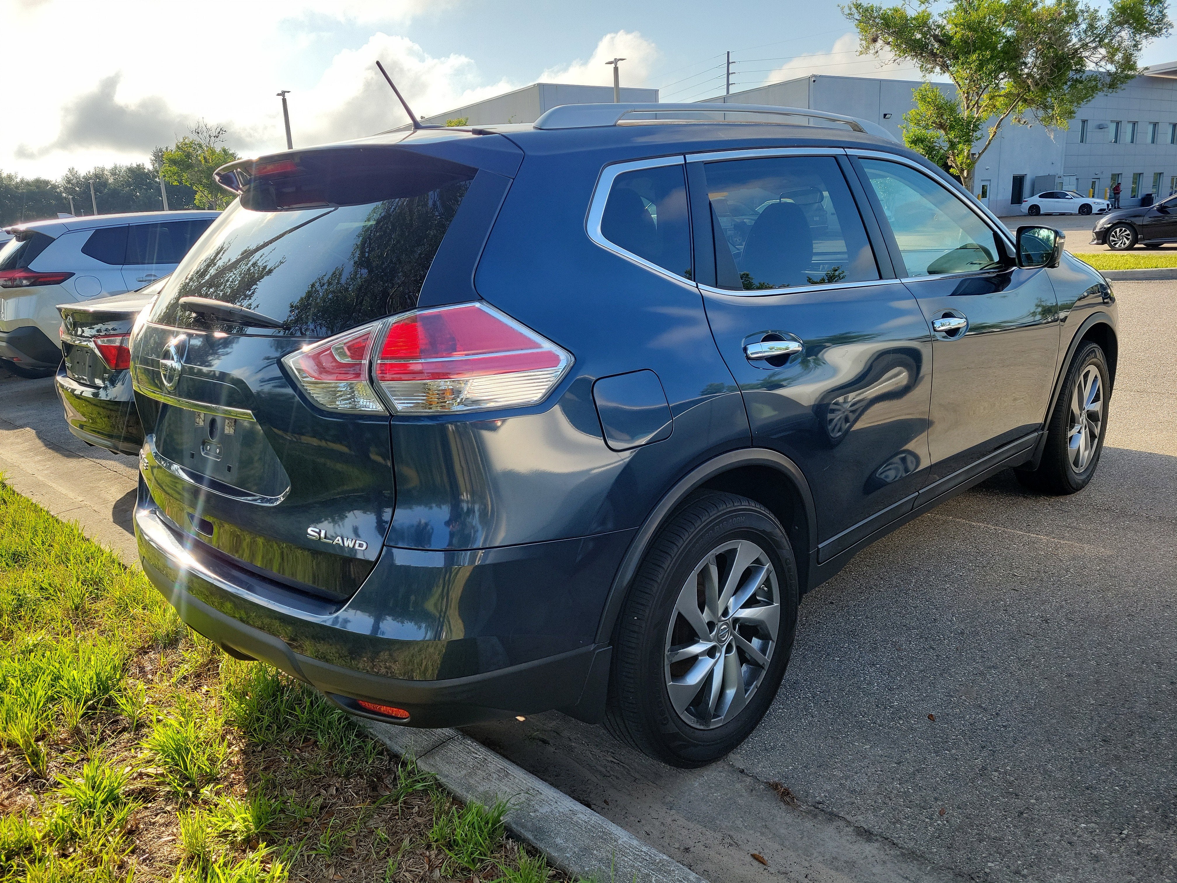 2015 Nissan Rogue SL