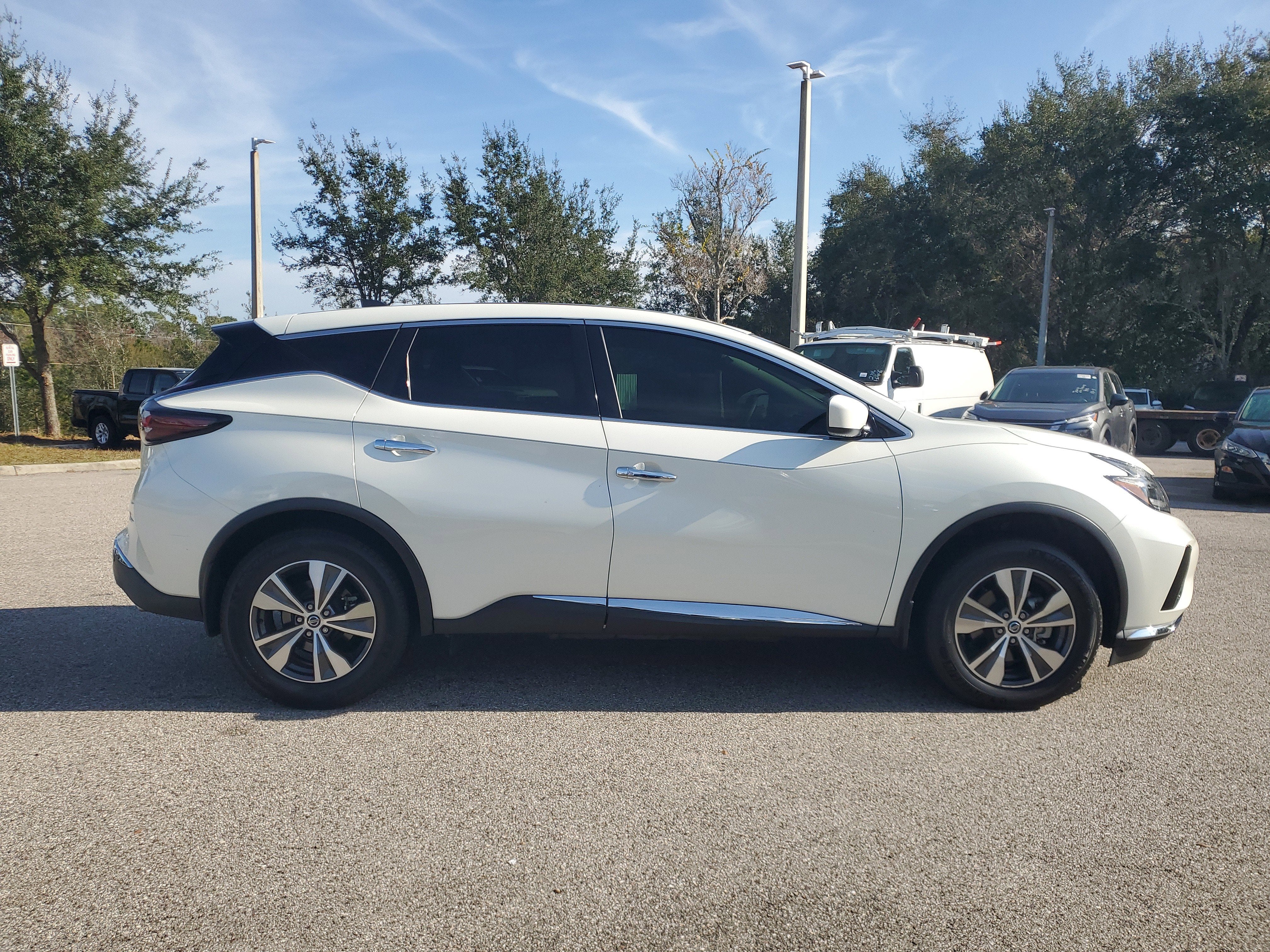 2022 Nissan Murano S
