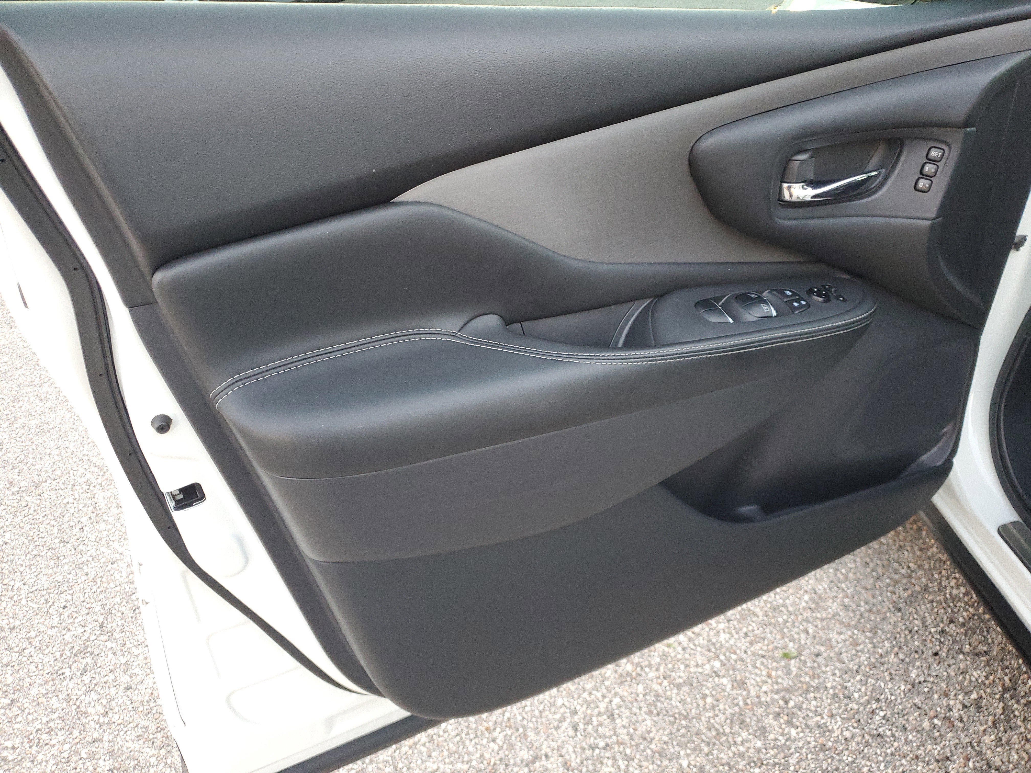 2022 Nissan Murano SL