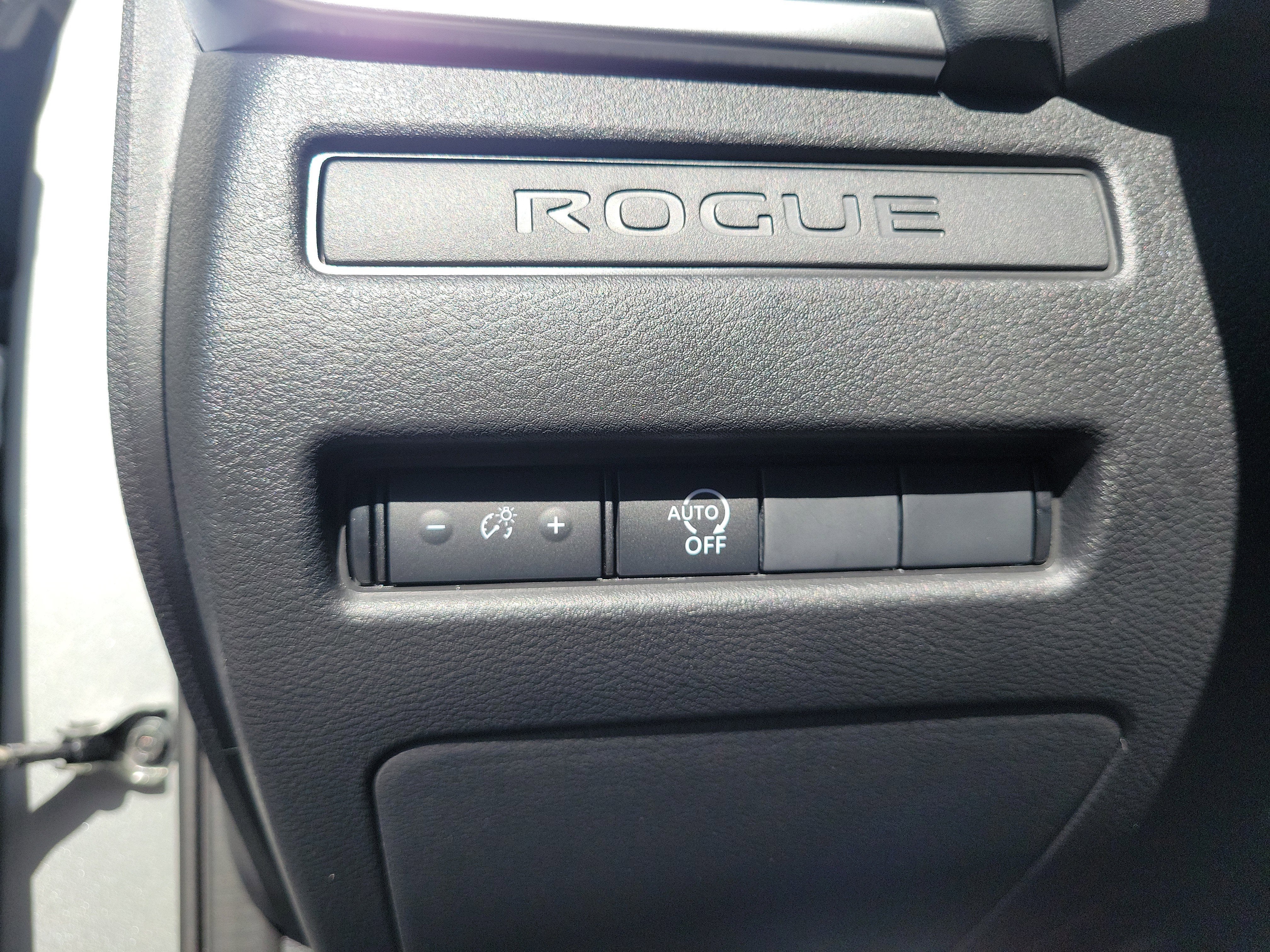 2025 Nissan Rogue S