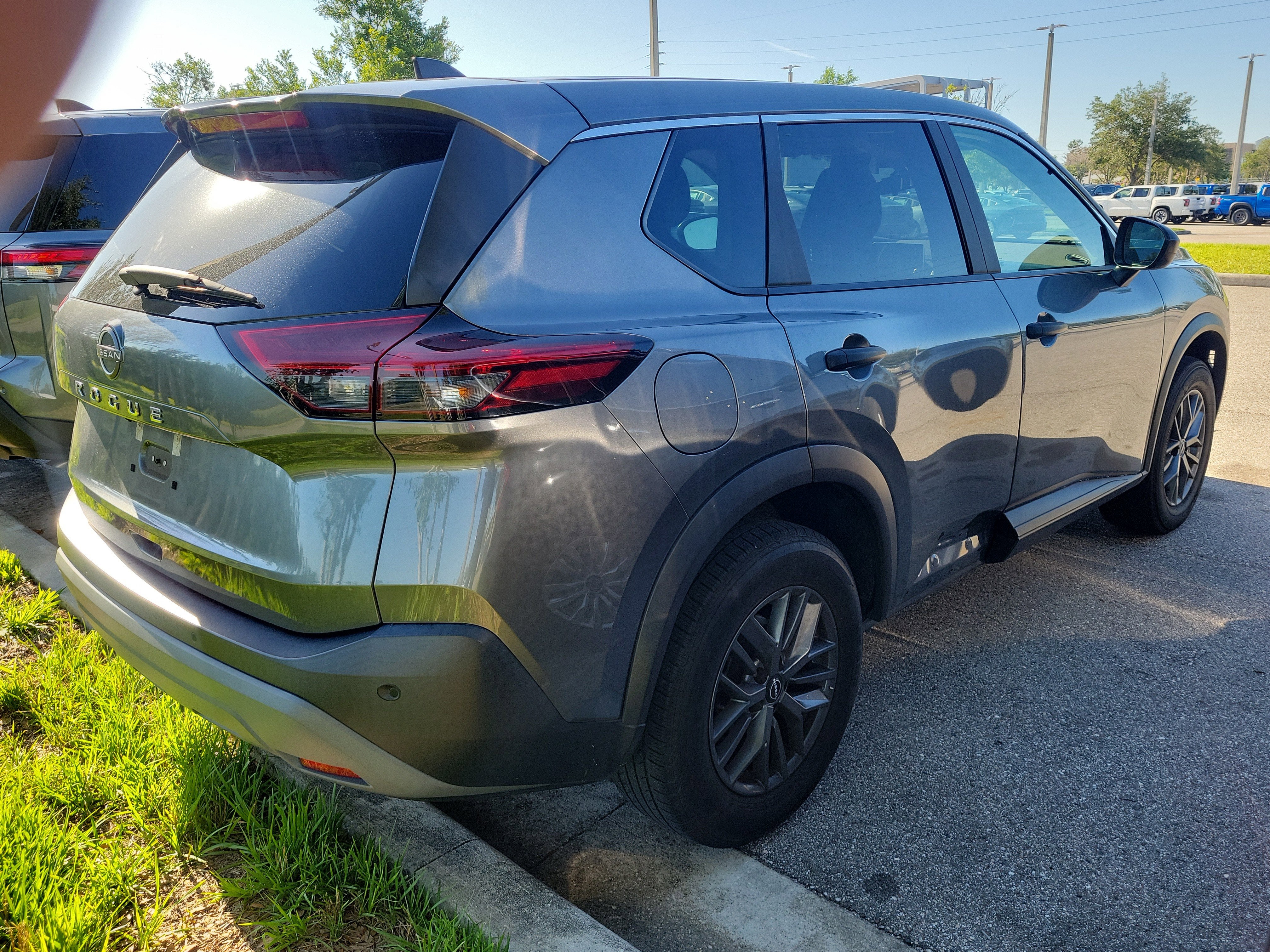 2023 Nissan Rogue S