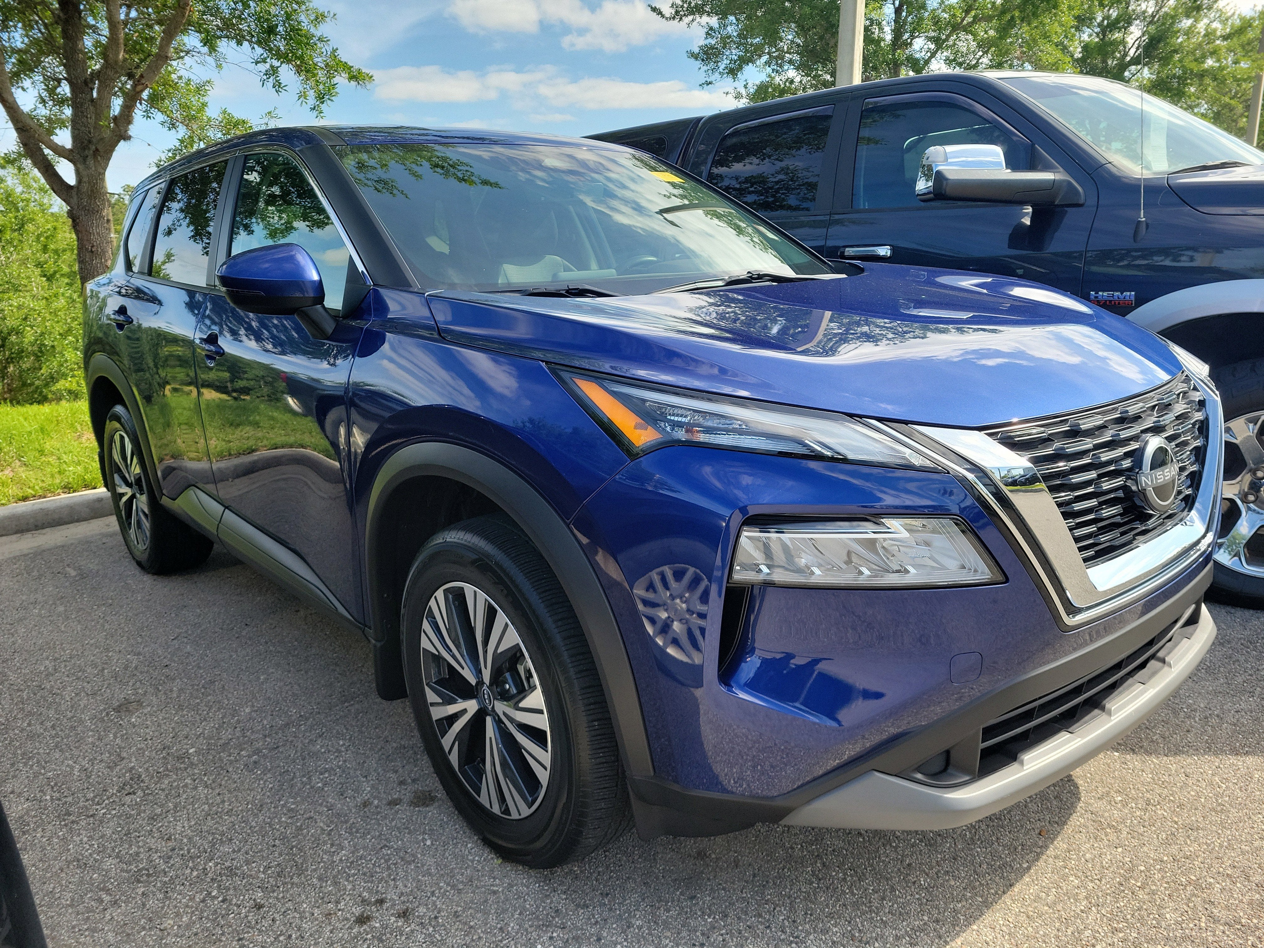 2022 Nissan Rogue SV