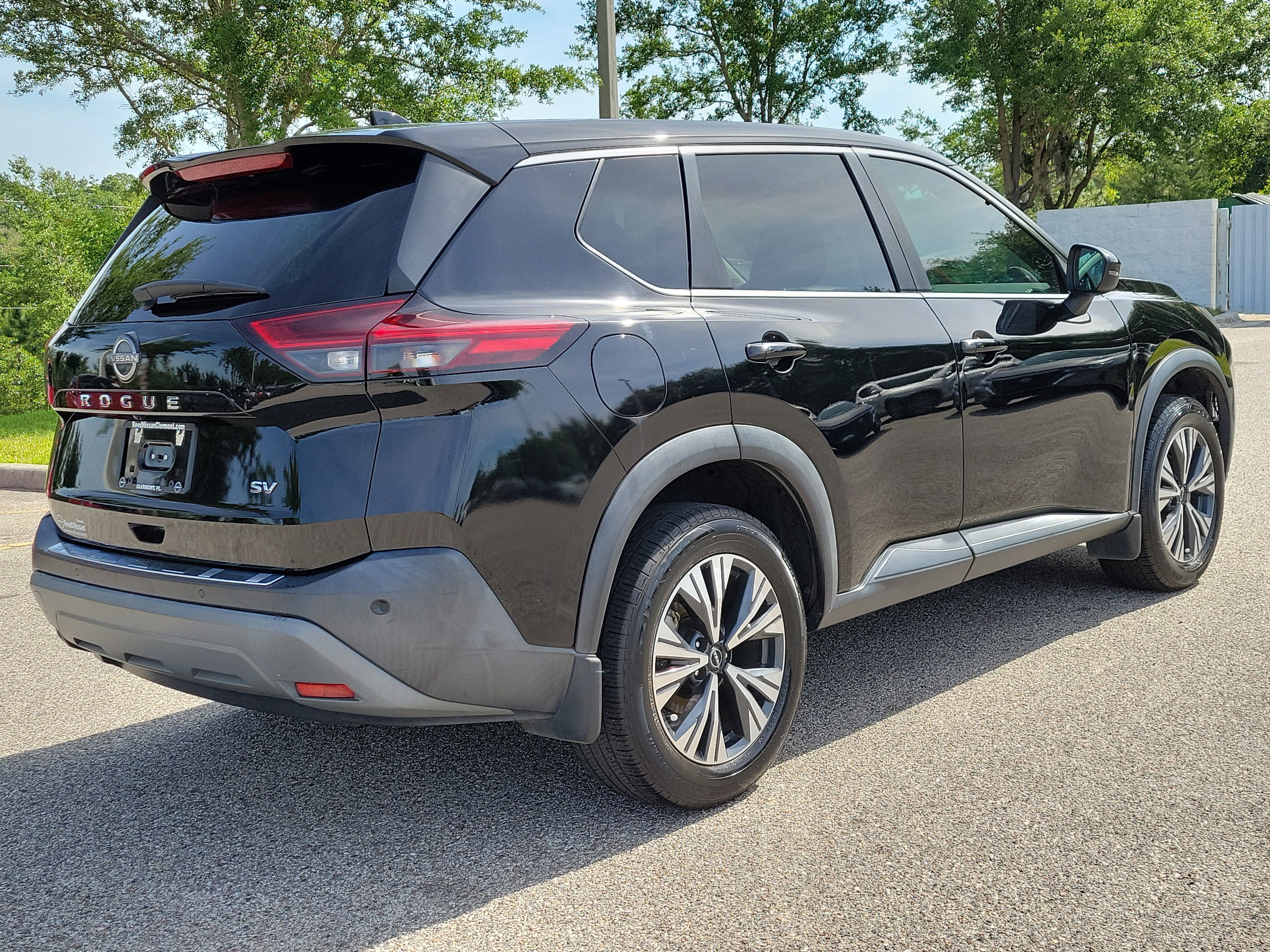2022 Nissan Rogue SV