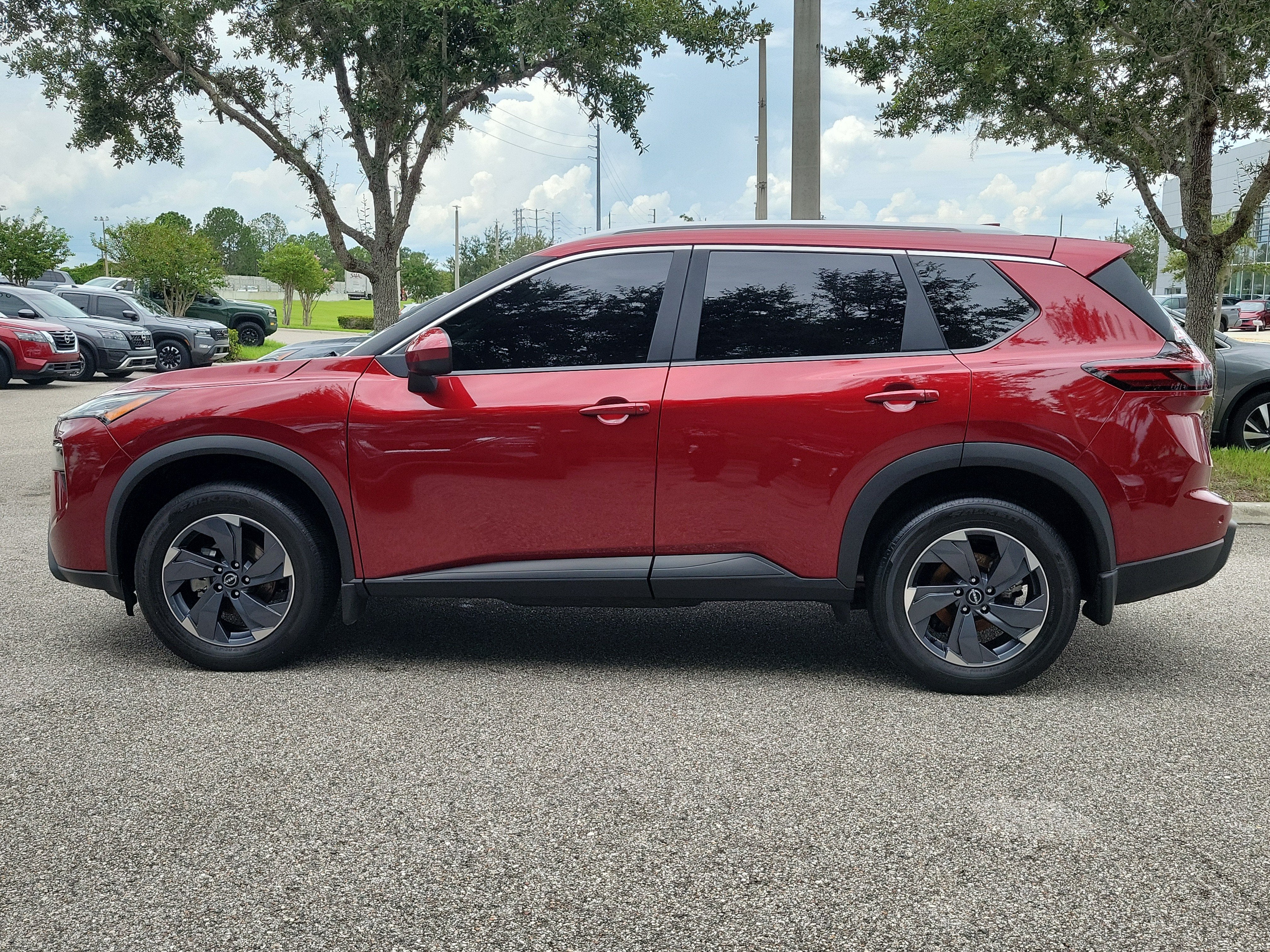 2025 Nissan Rogue SV