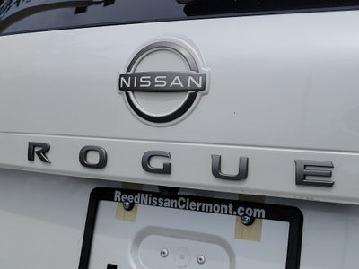2025 Nissan Rogue SV