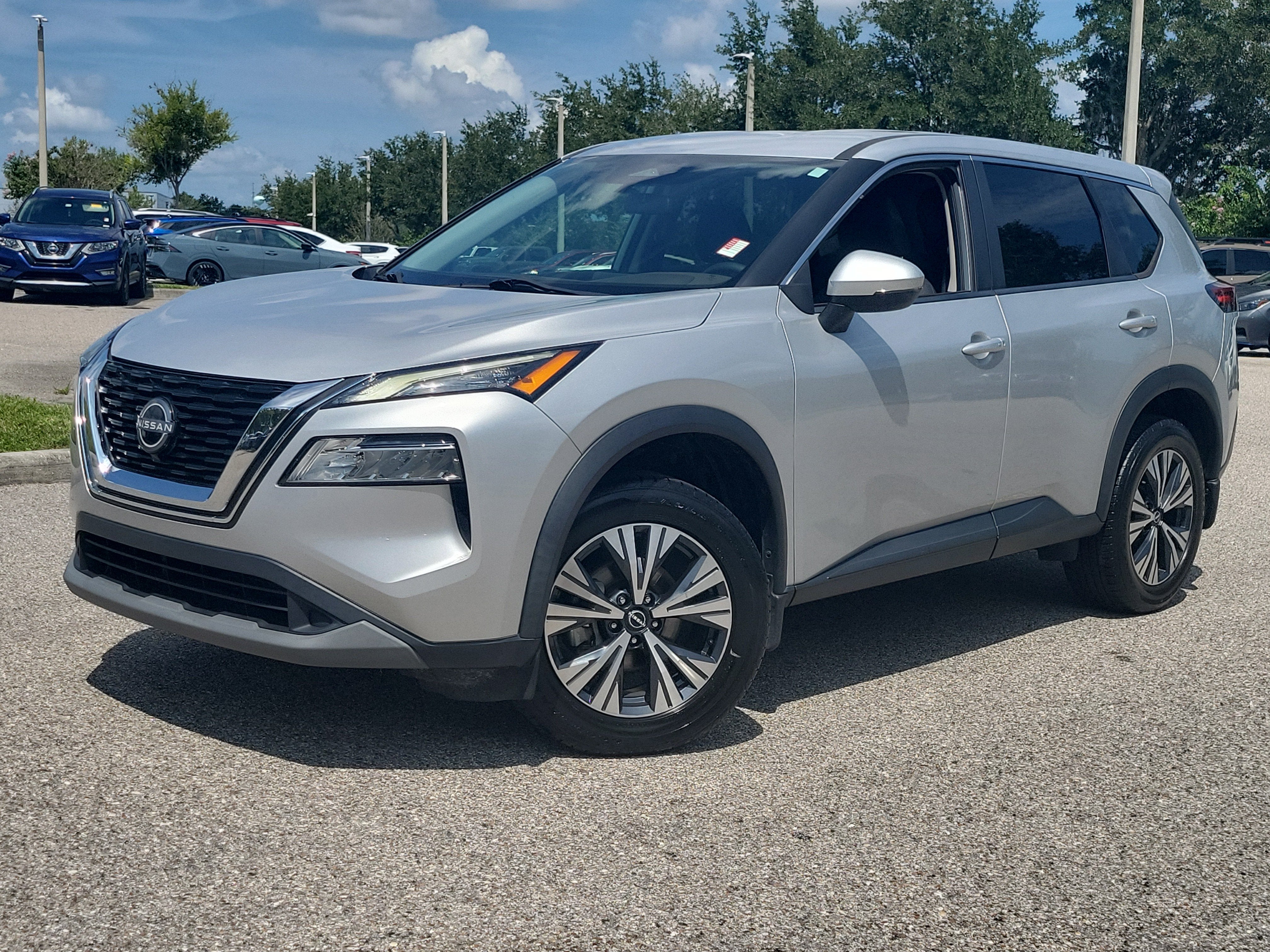 2022 Nissan Rogue SV