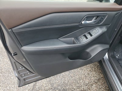 2022 Nissan Rogue SL