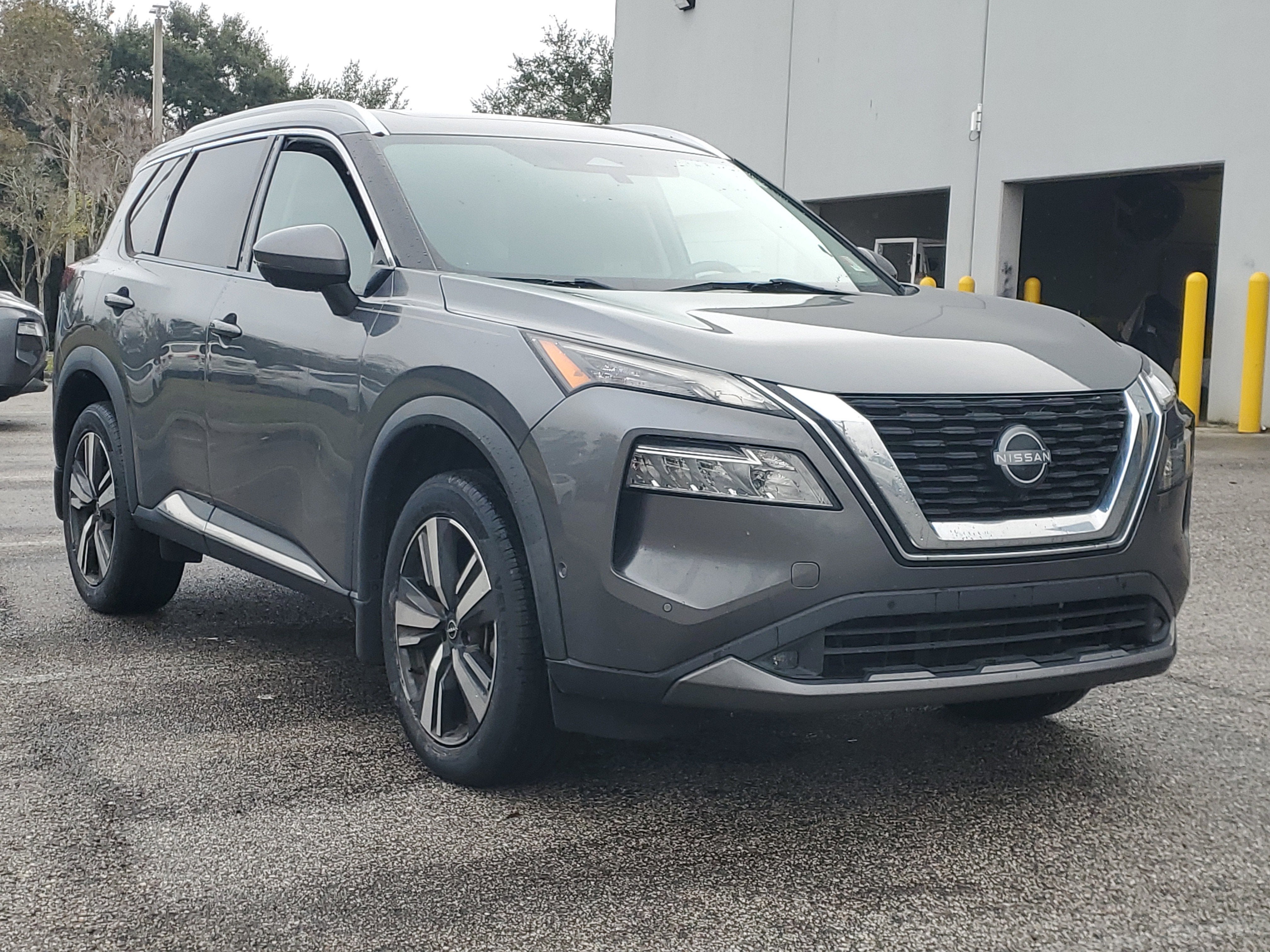 2022 Nissan Rogue SL