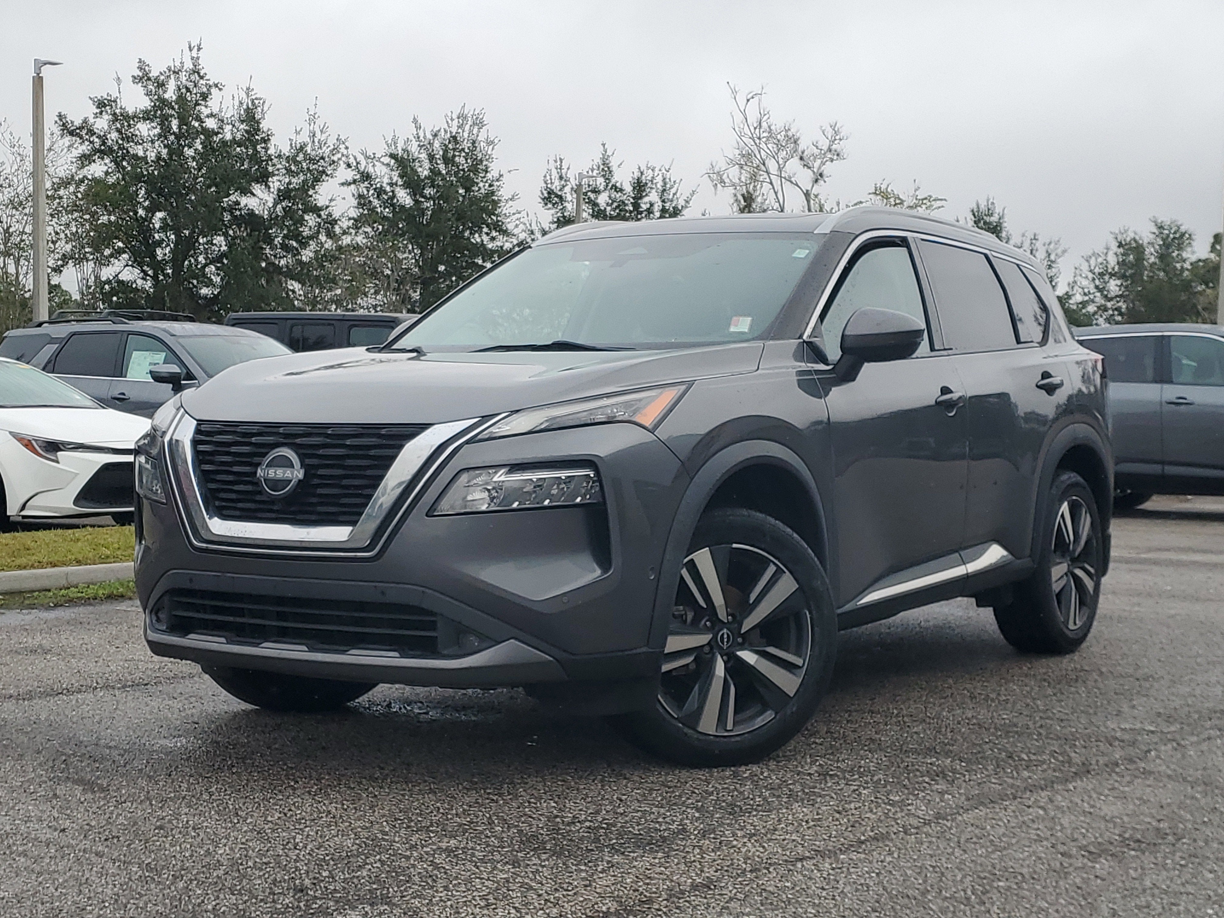 2022 Nissan Rogue SL