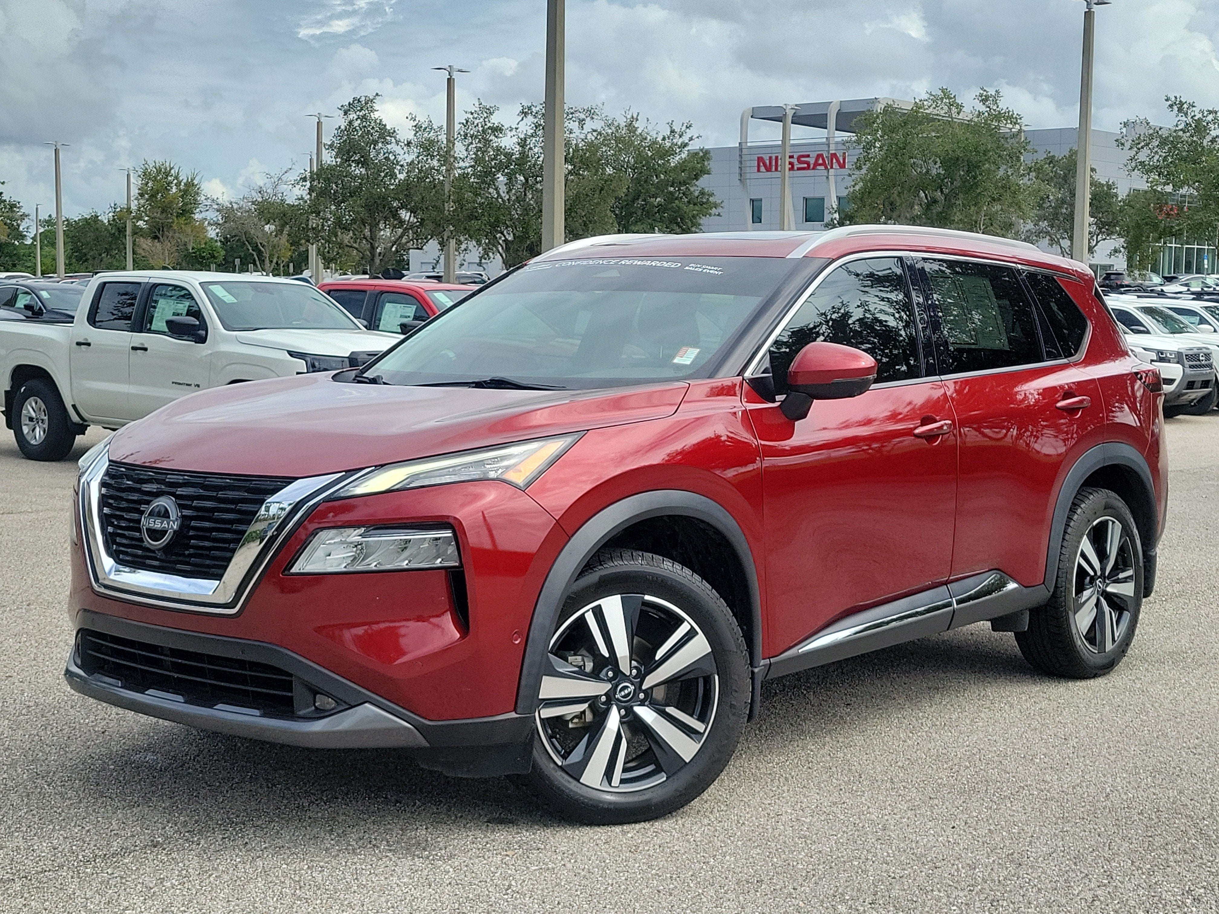 2022 Nissan Rogue SL