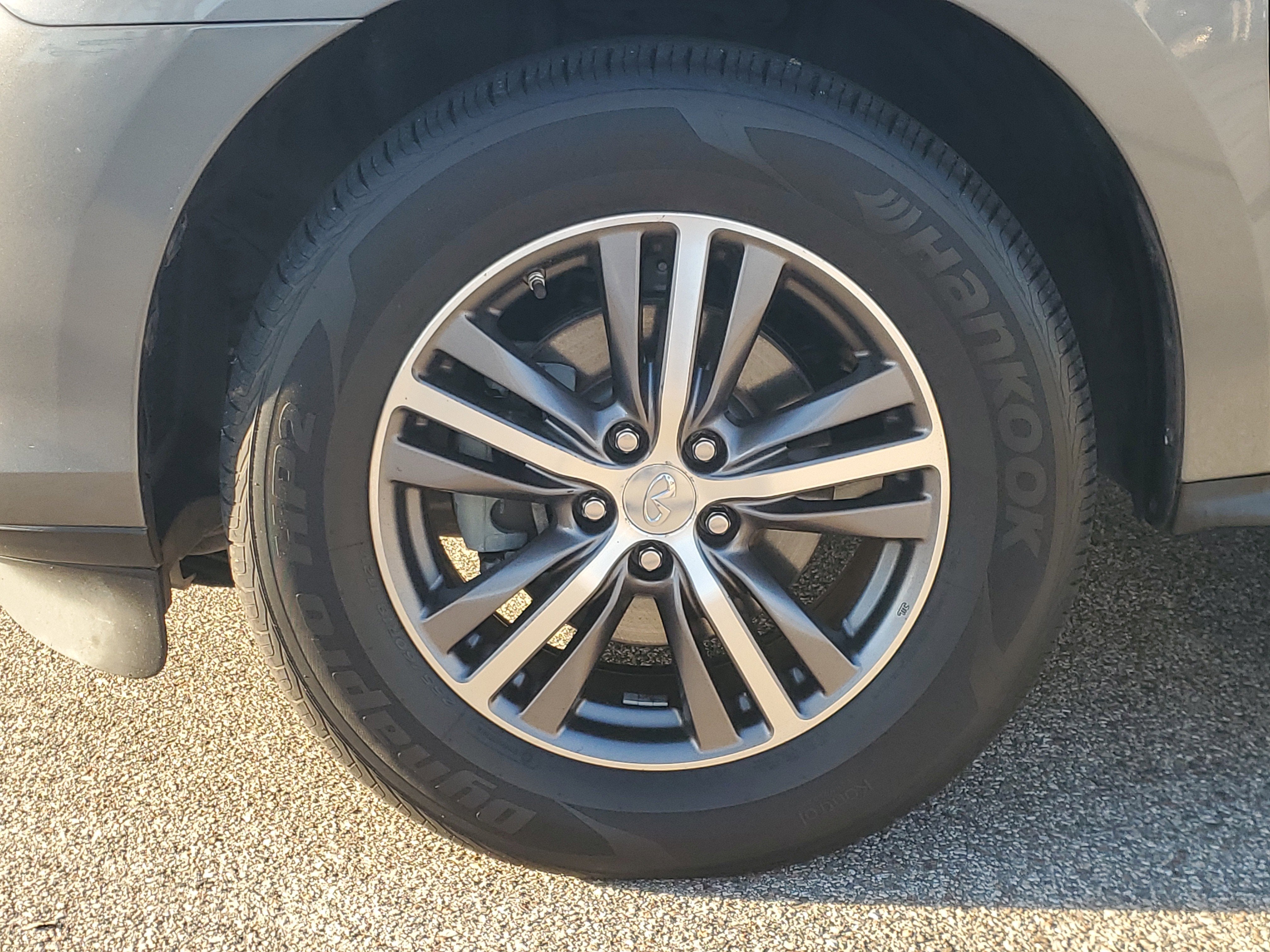 2018 INFINITI QX60 Base