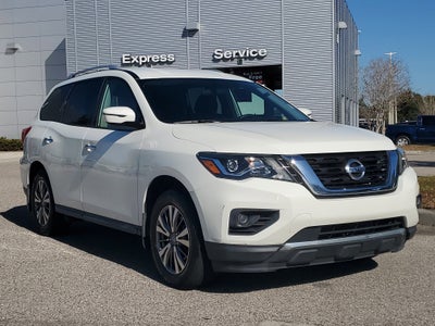 2020 Nissan Pathfinder S