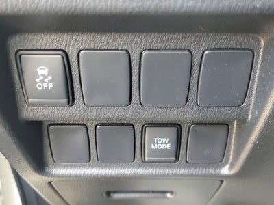 2020 Nissan Pathfinder S