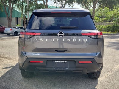 2025 Nissan Pathfinder S