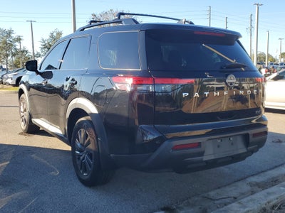 2022 Nissan Pathfinder SV