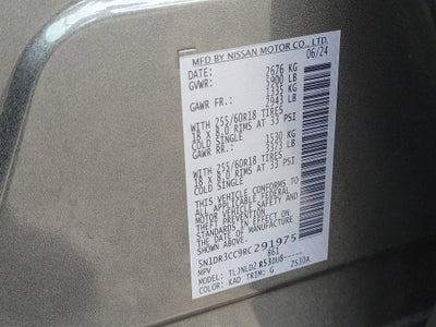 2024 Nissan Pathfinder SL