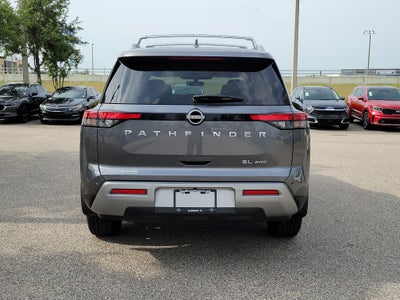 2024 Nissan Pathfinder SL