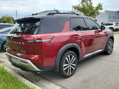 2025 Nissan Pathfinder Platinum