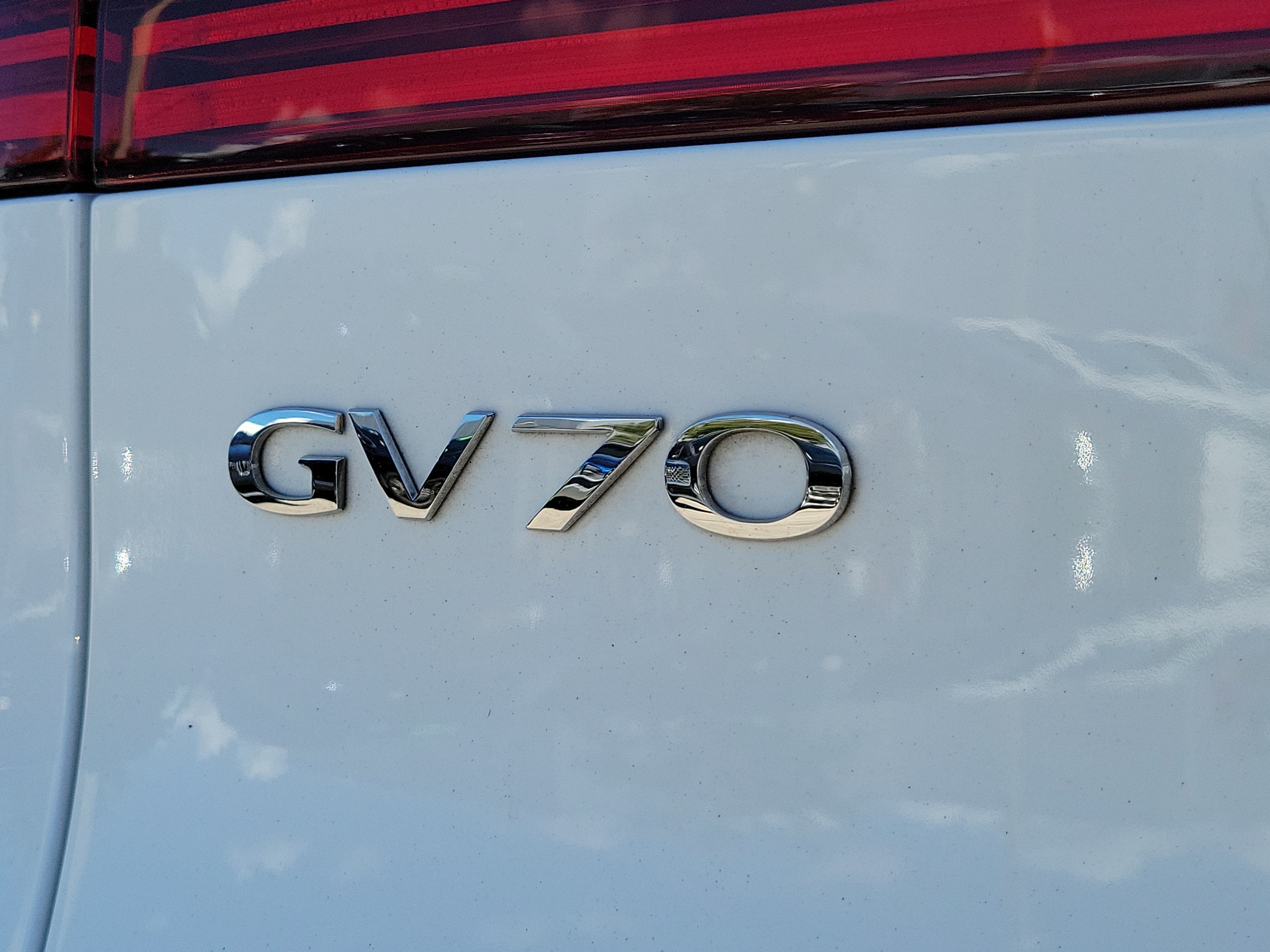 2025 Genesis GV70 2.5T