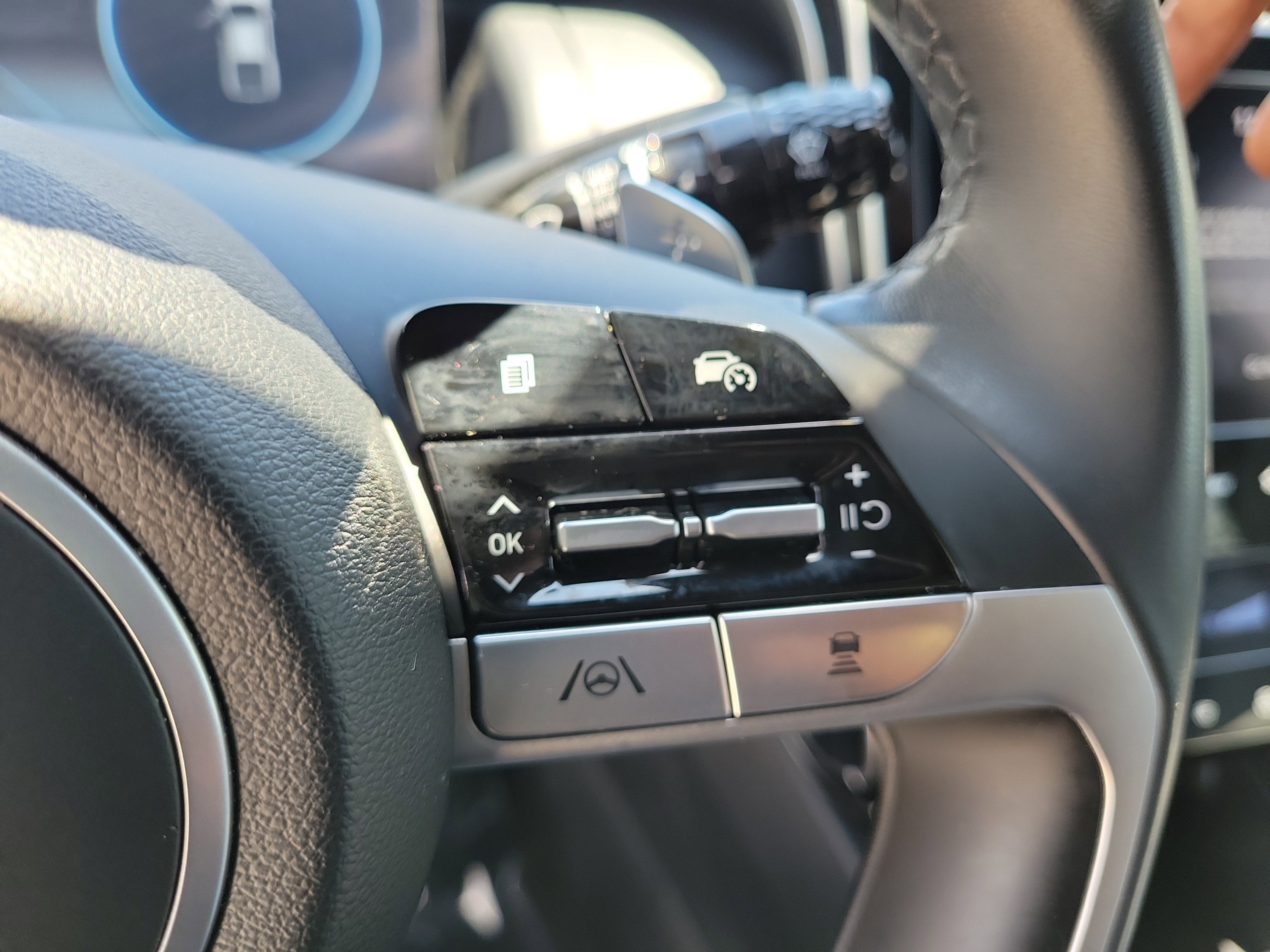 2023 Hyundai Santa Cruz SEL Premium