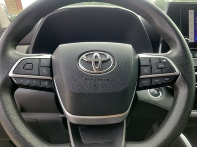 2023 Toyota Highlander L