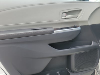2024 Toyota Sienna LE