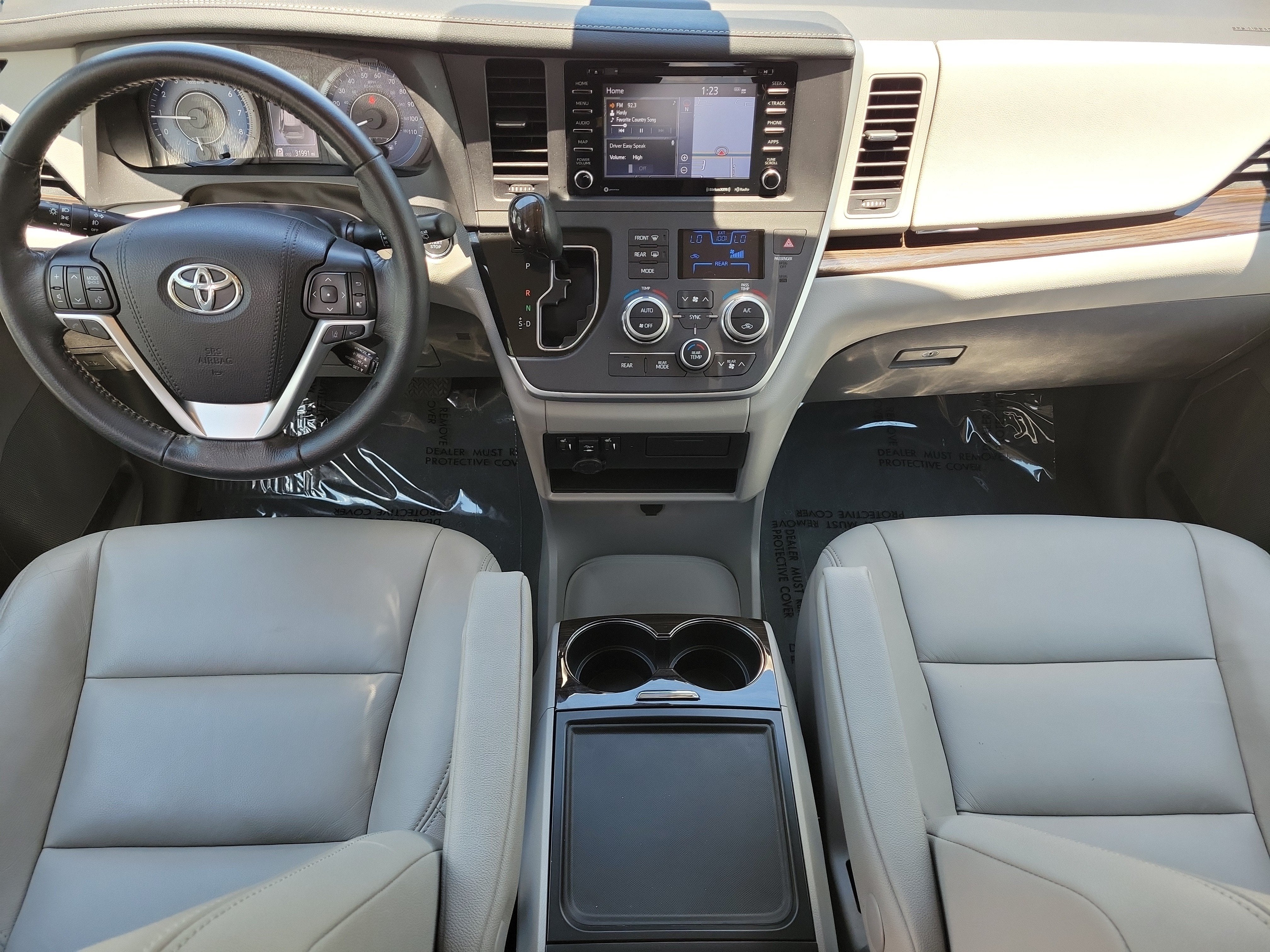2020 Toyota Sienna XLE