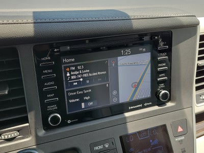 2020 Toyota Sienna XLE