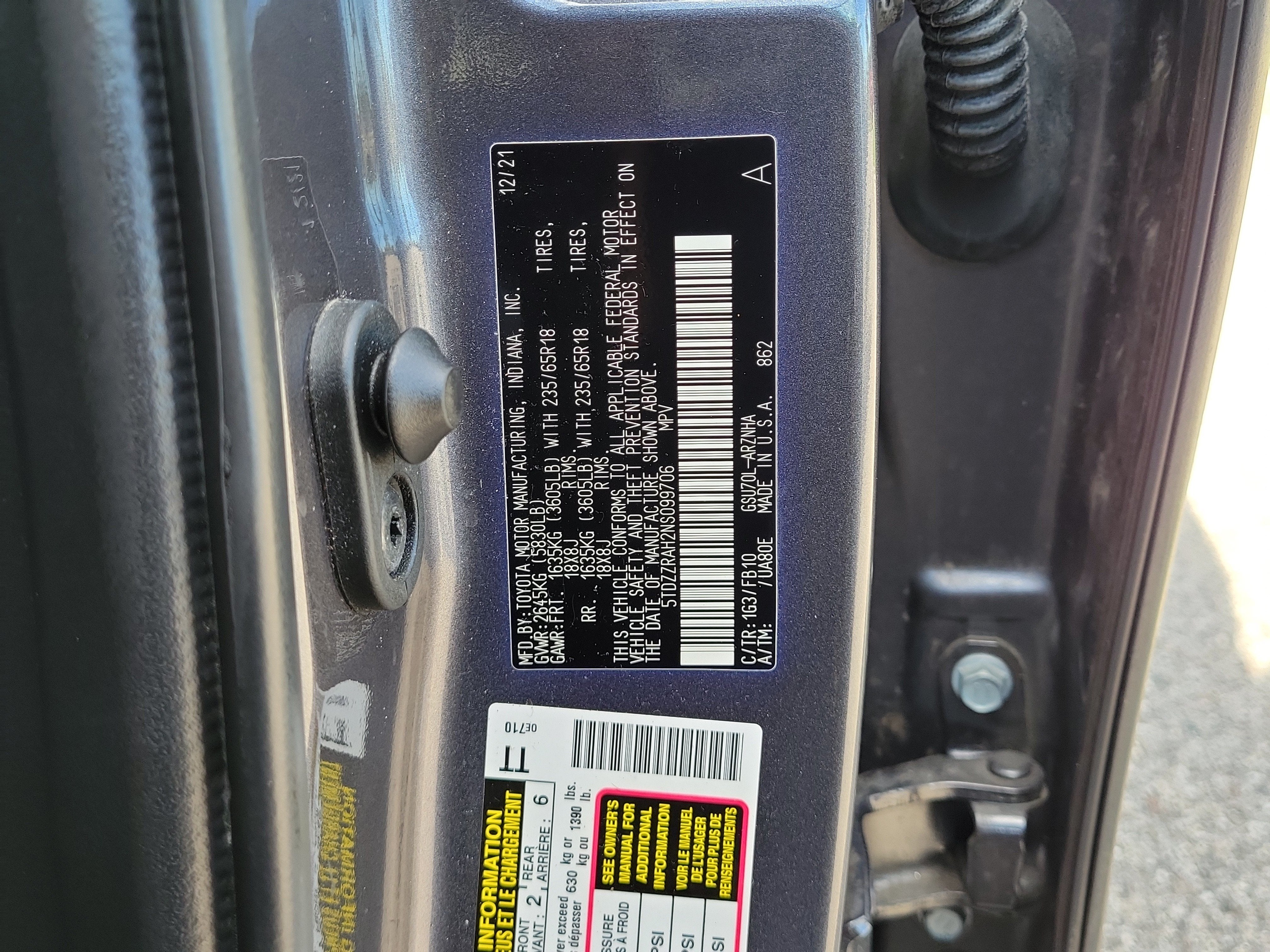 2022 Toyota Highlander LE