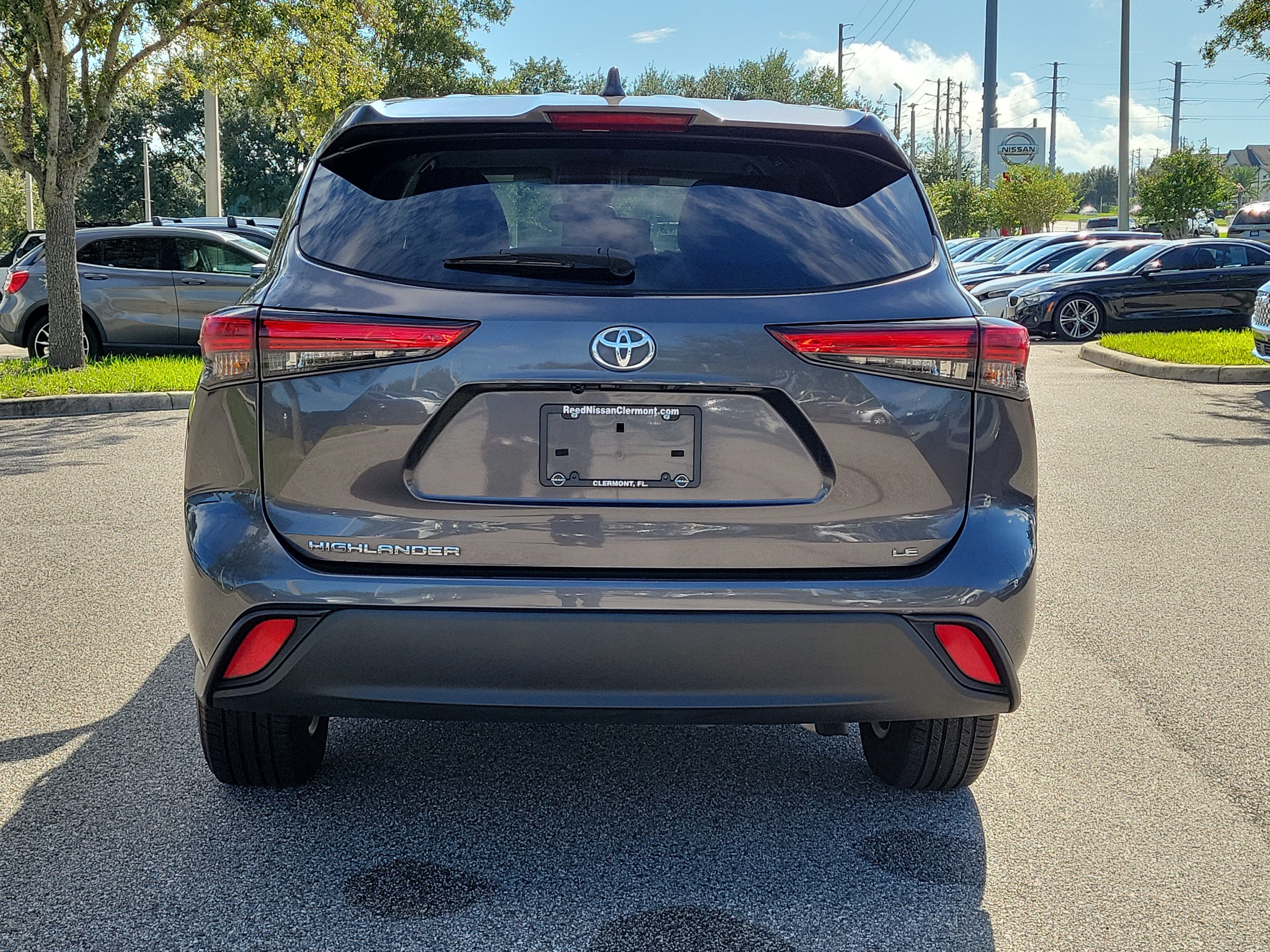 2022 Toyota Highlander LE
