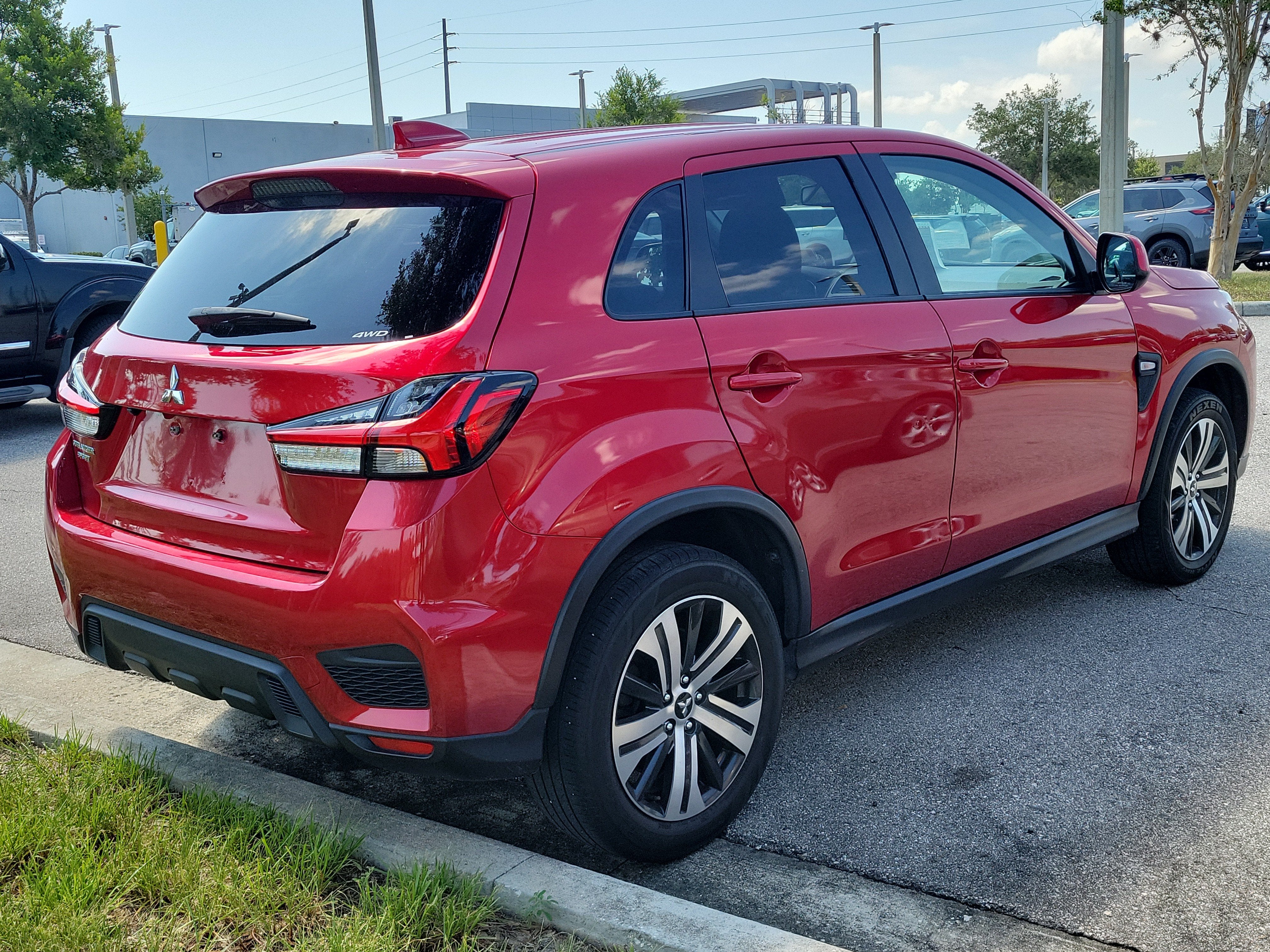 2023 Mitsubishi Outlander Sport ES