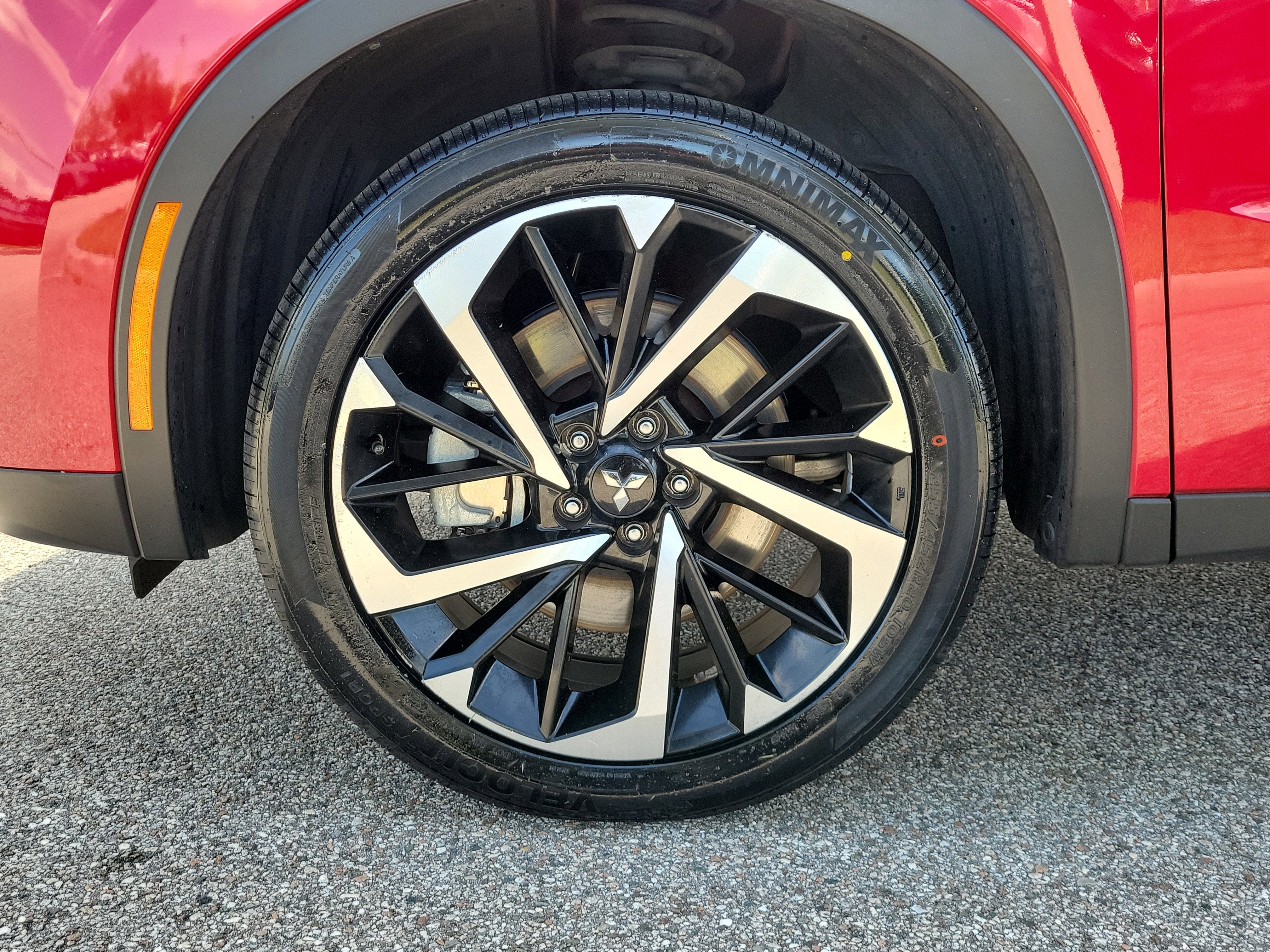 2023 Mitsubishi Outlander SE
