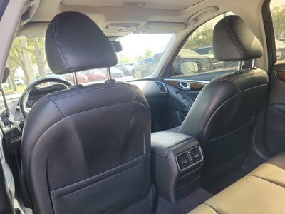 2015 INFINITI Q50 Premium