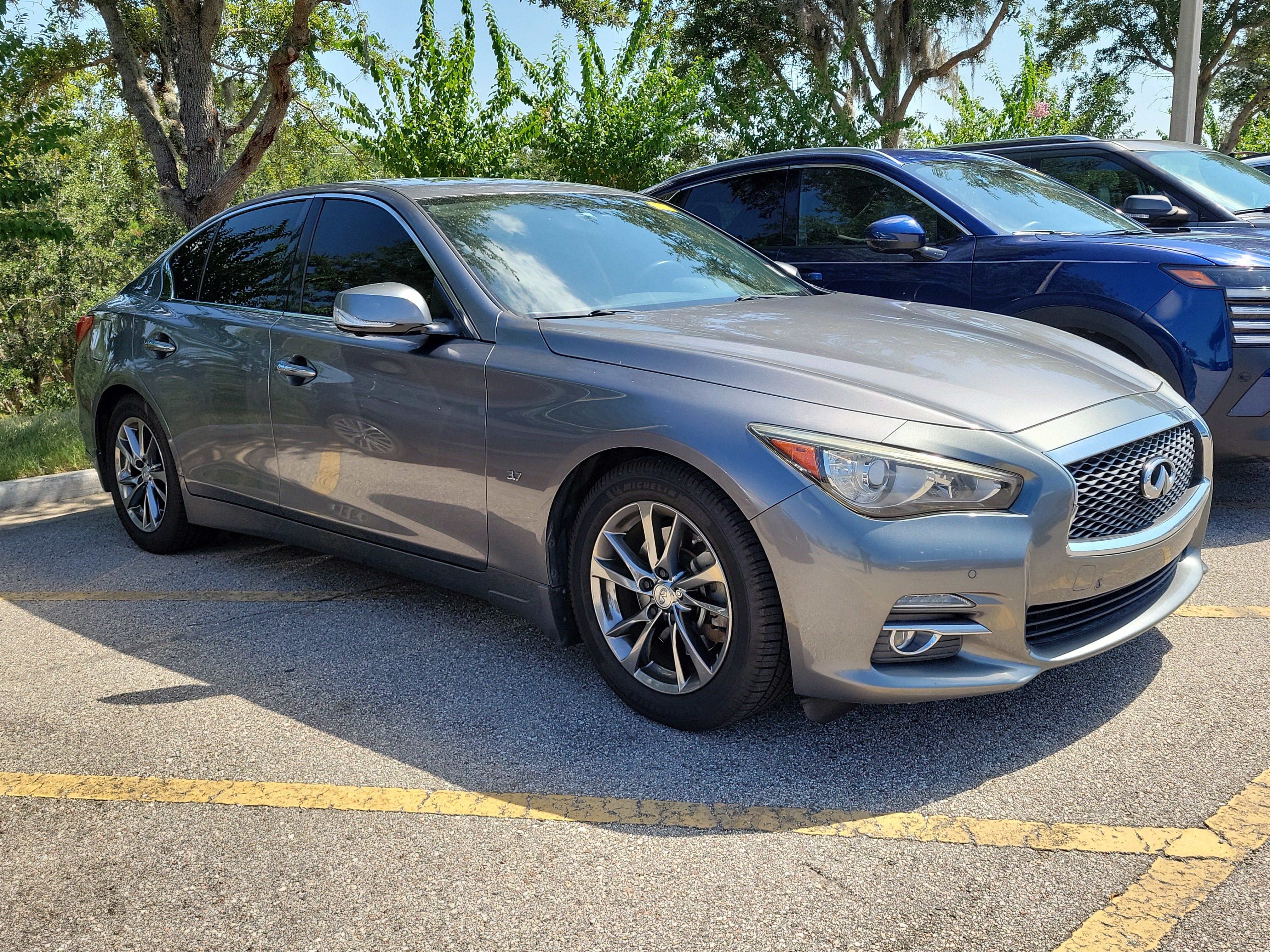 2015 INFINITI Q50 Premium