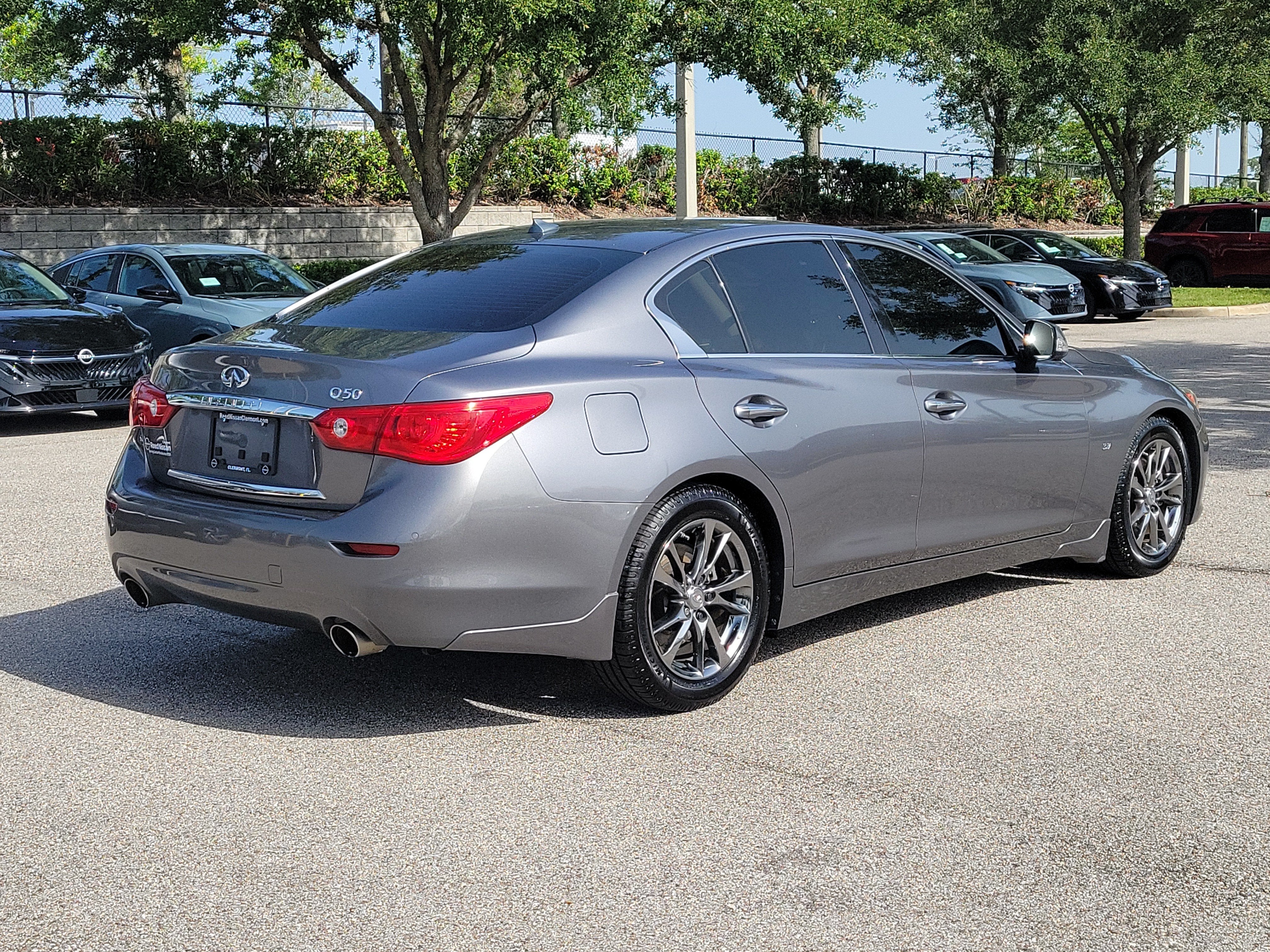 2015 INFINITI Q50 Premium