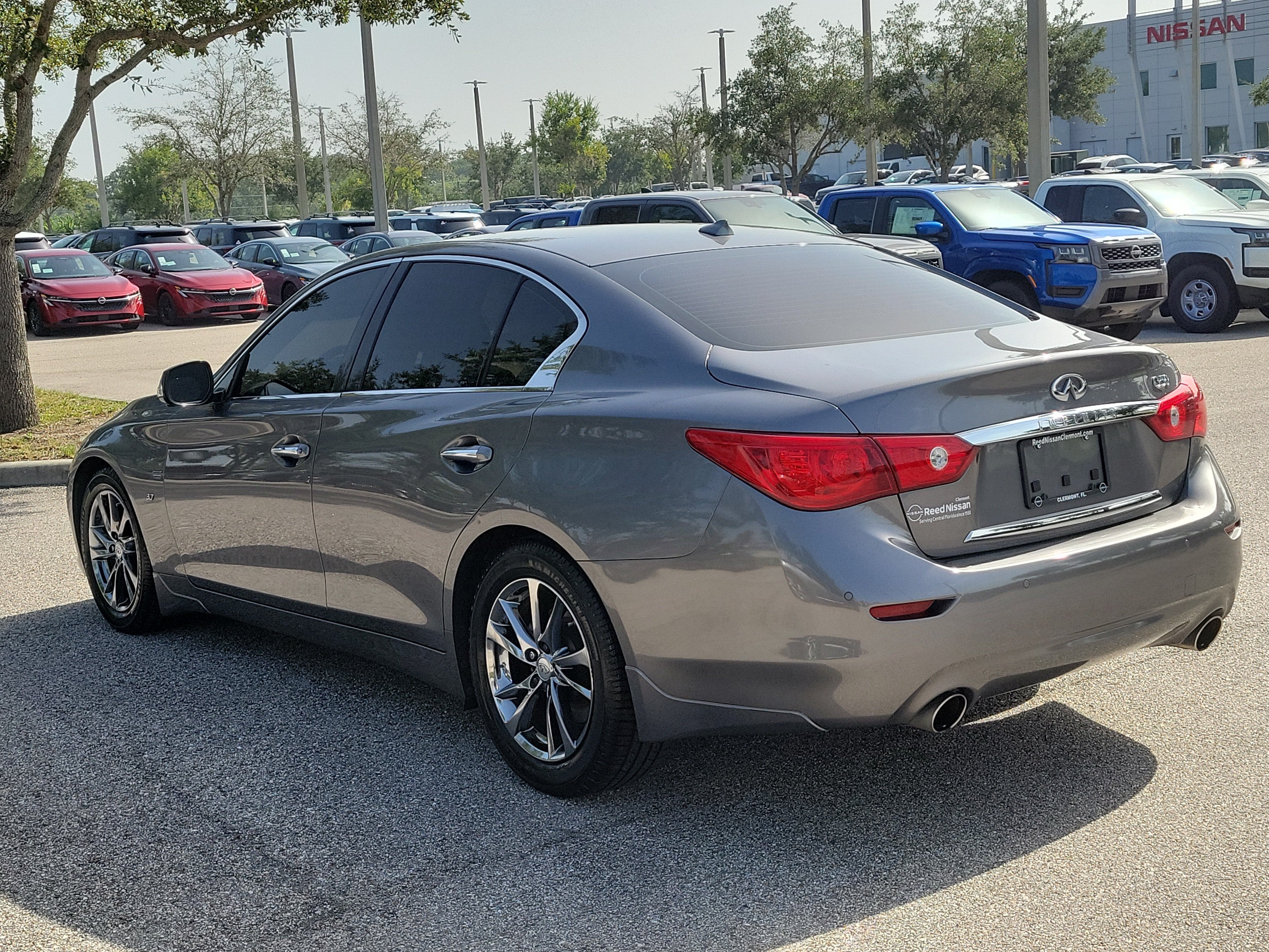 2015 INFINITI Q50 Premium