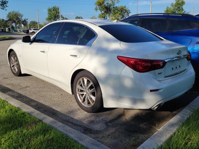 2015 INFINITI Q50 Premium