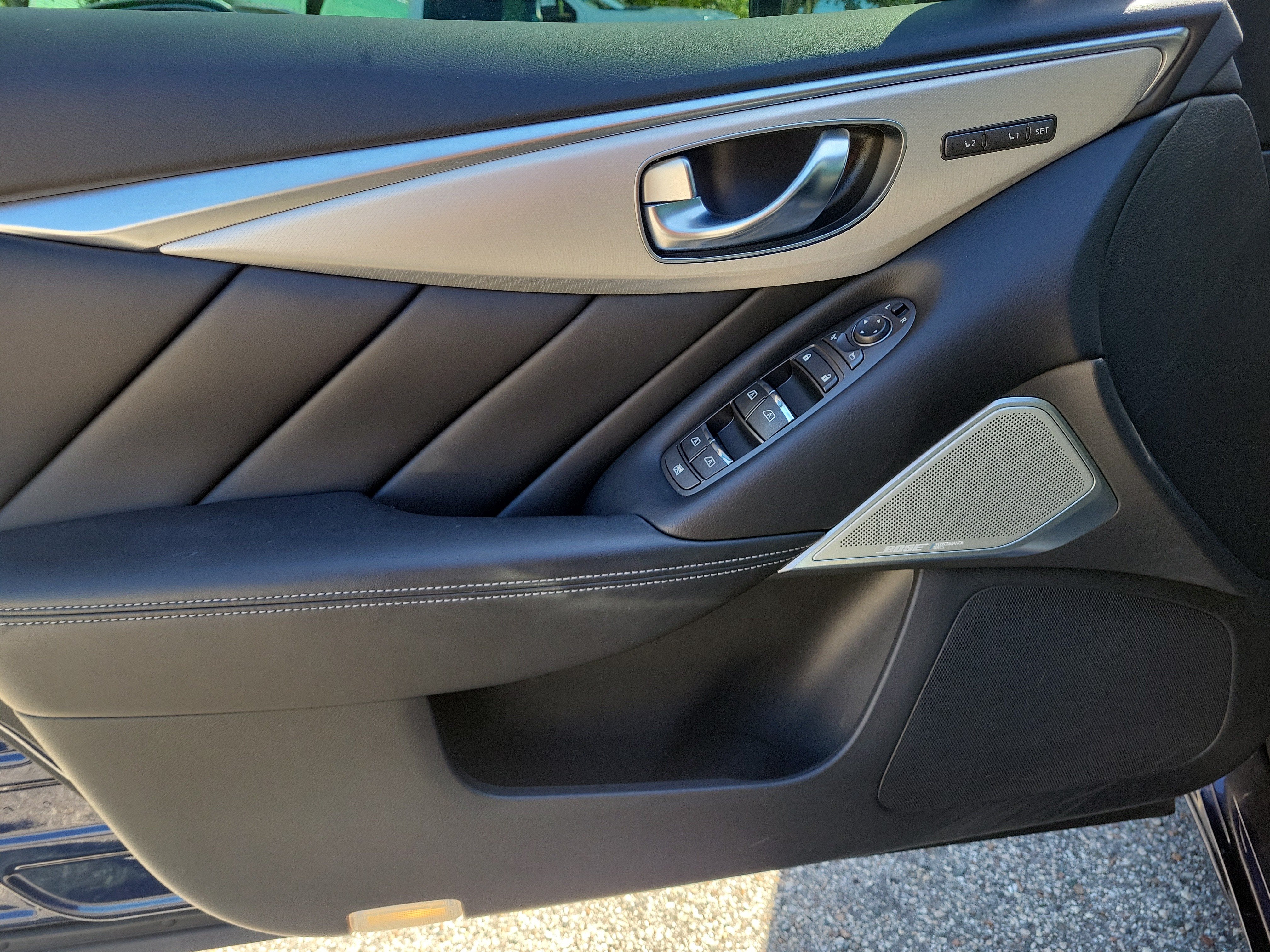 2023 INFINITI Q50 LUXE