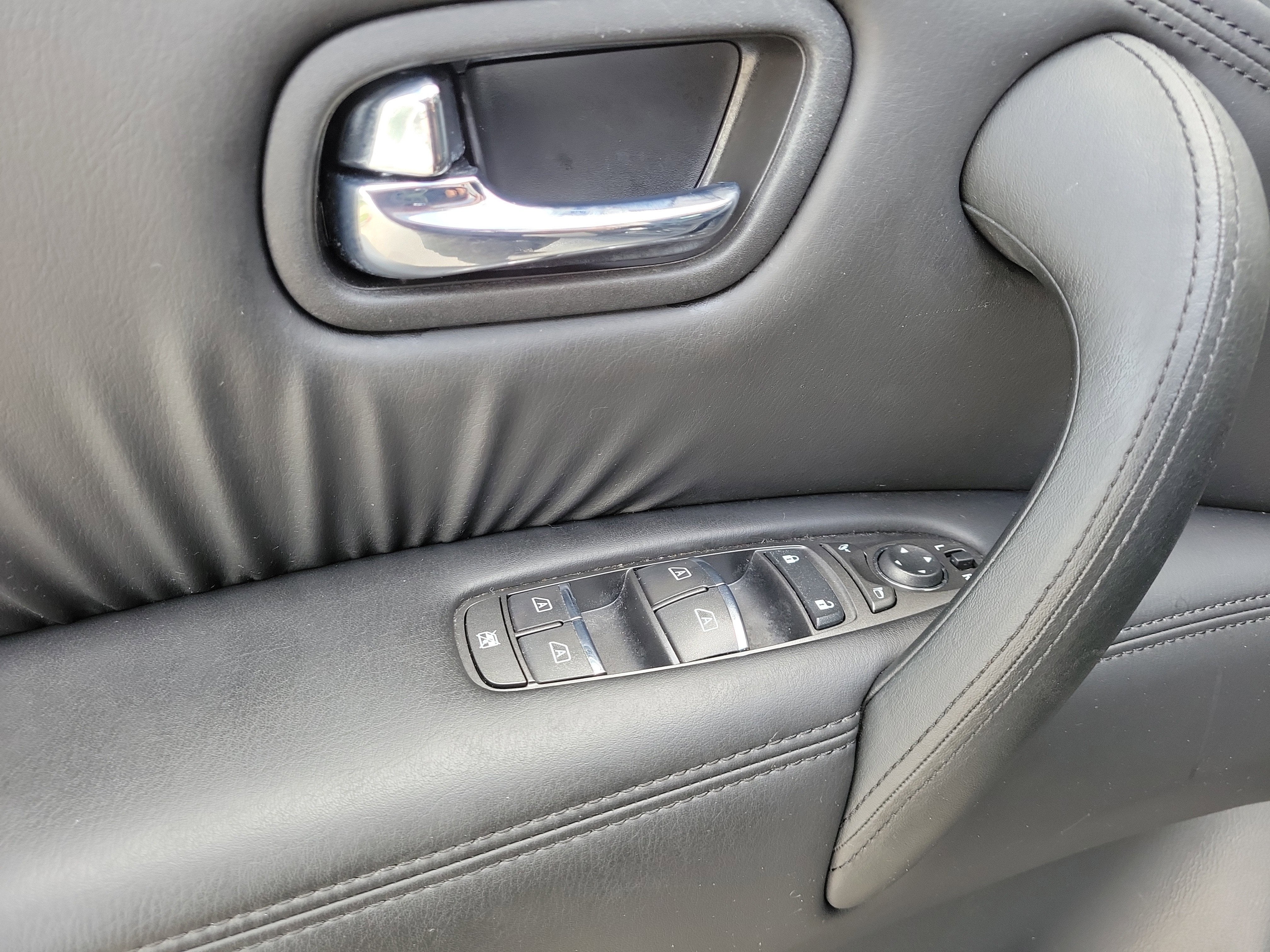 2023 Nissan Armada SV