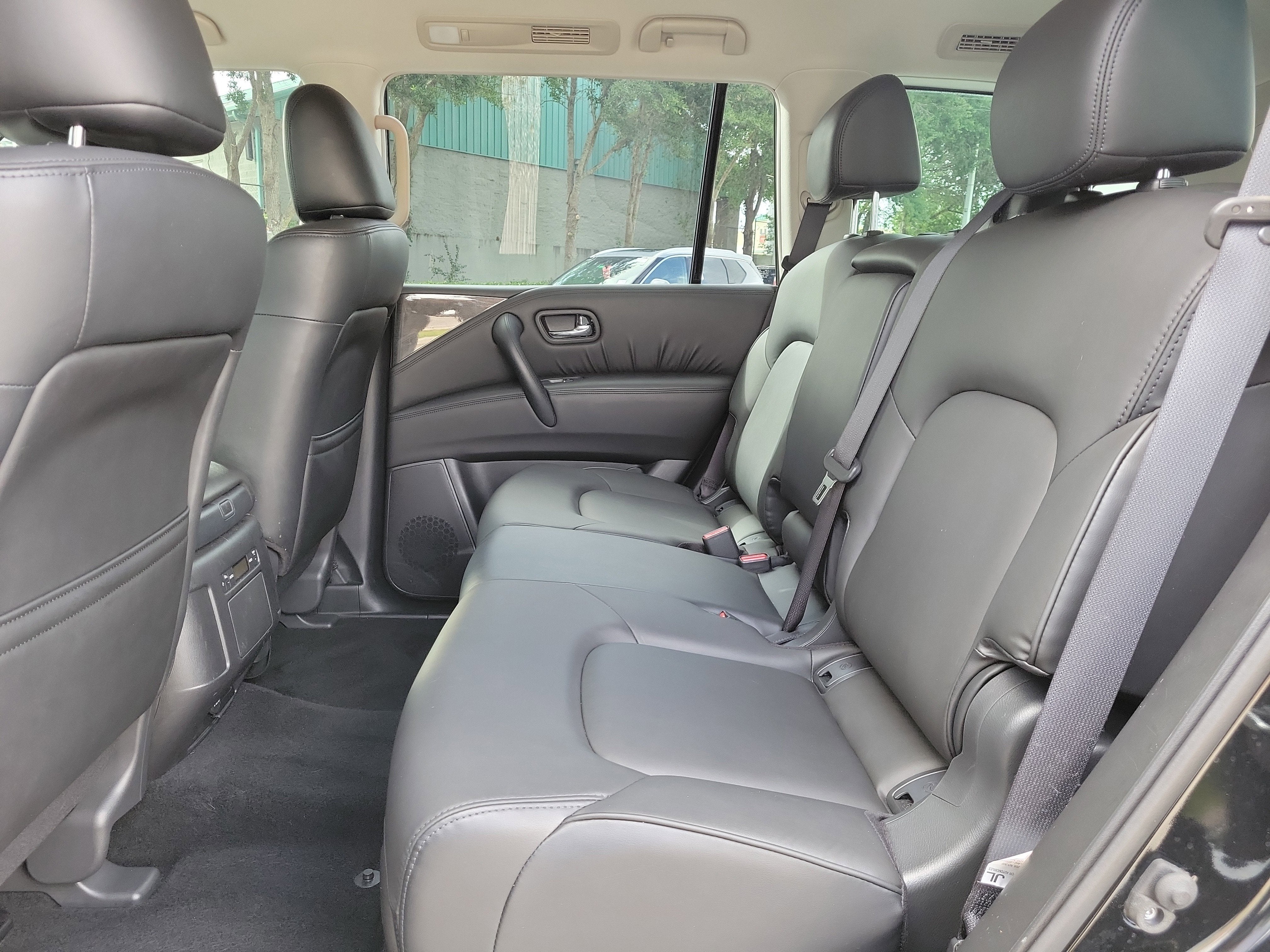 2023 Nissan Armada SV