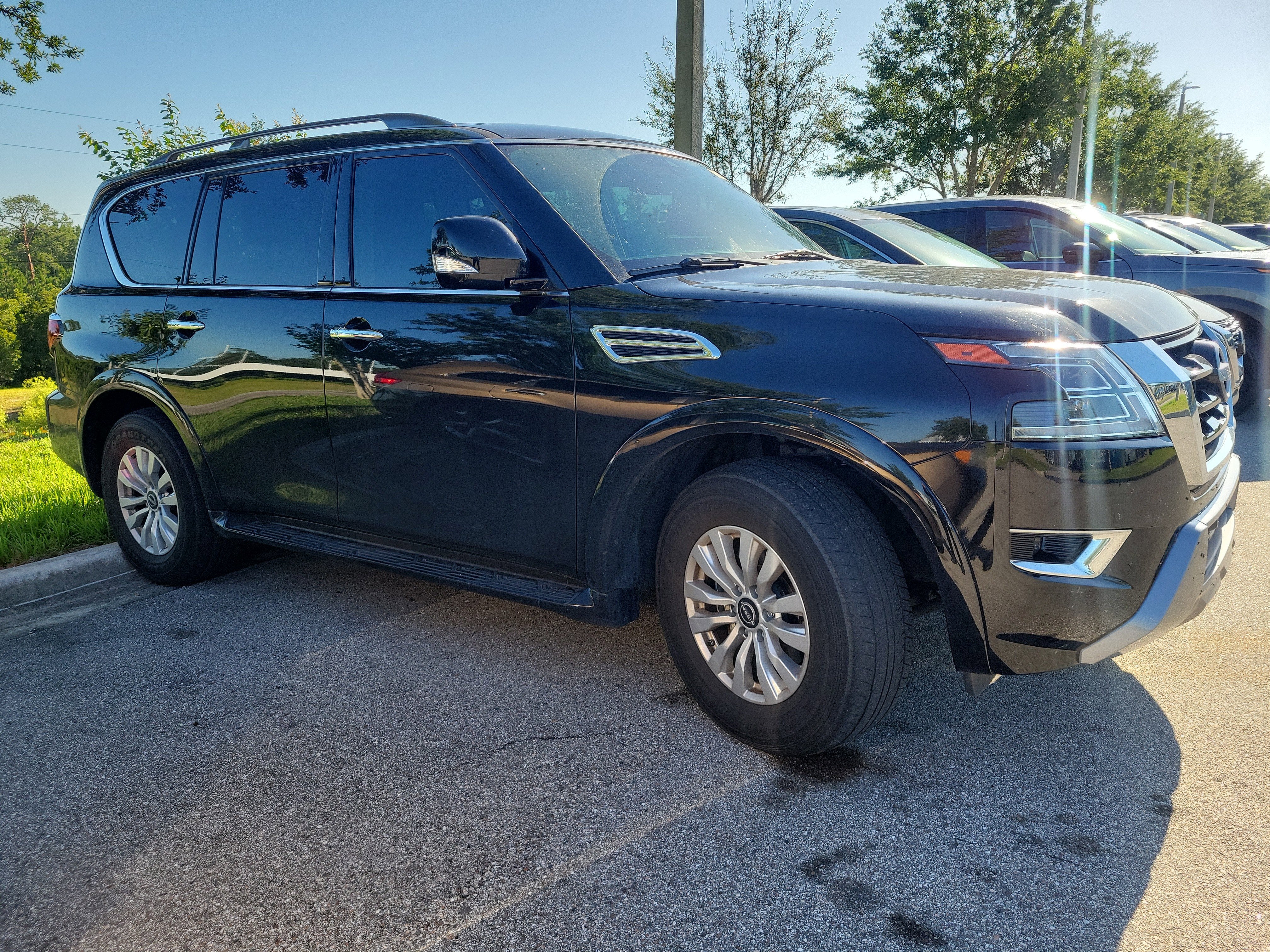 2023 Nissan Armada SV