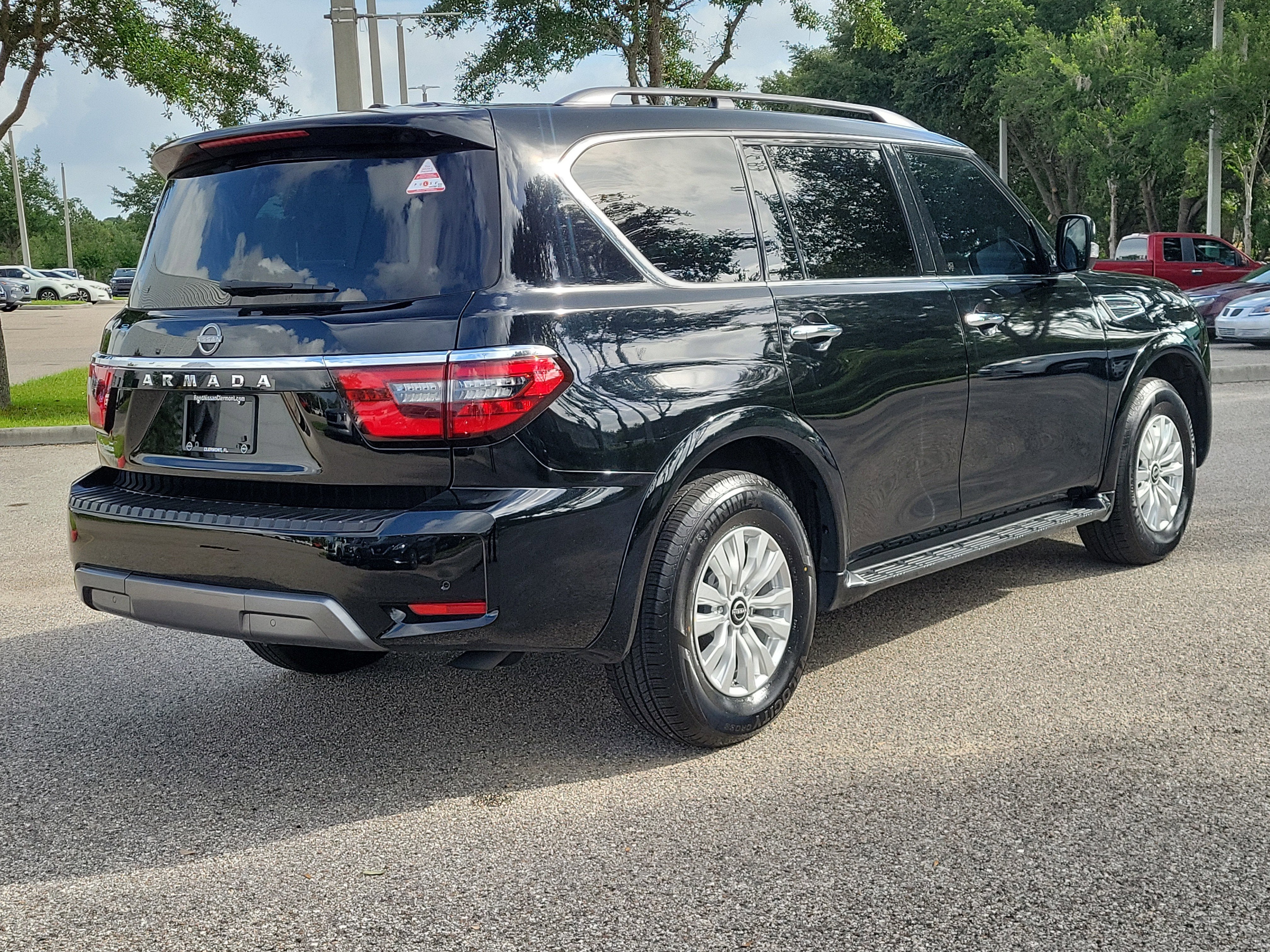2023 Nissan Armada SV