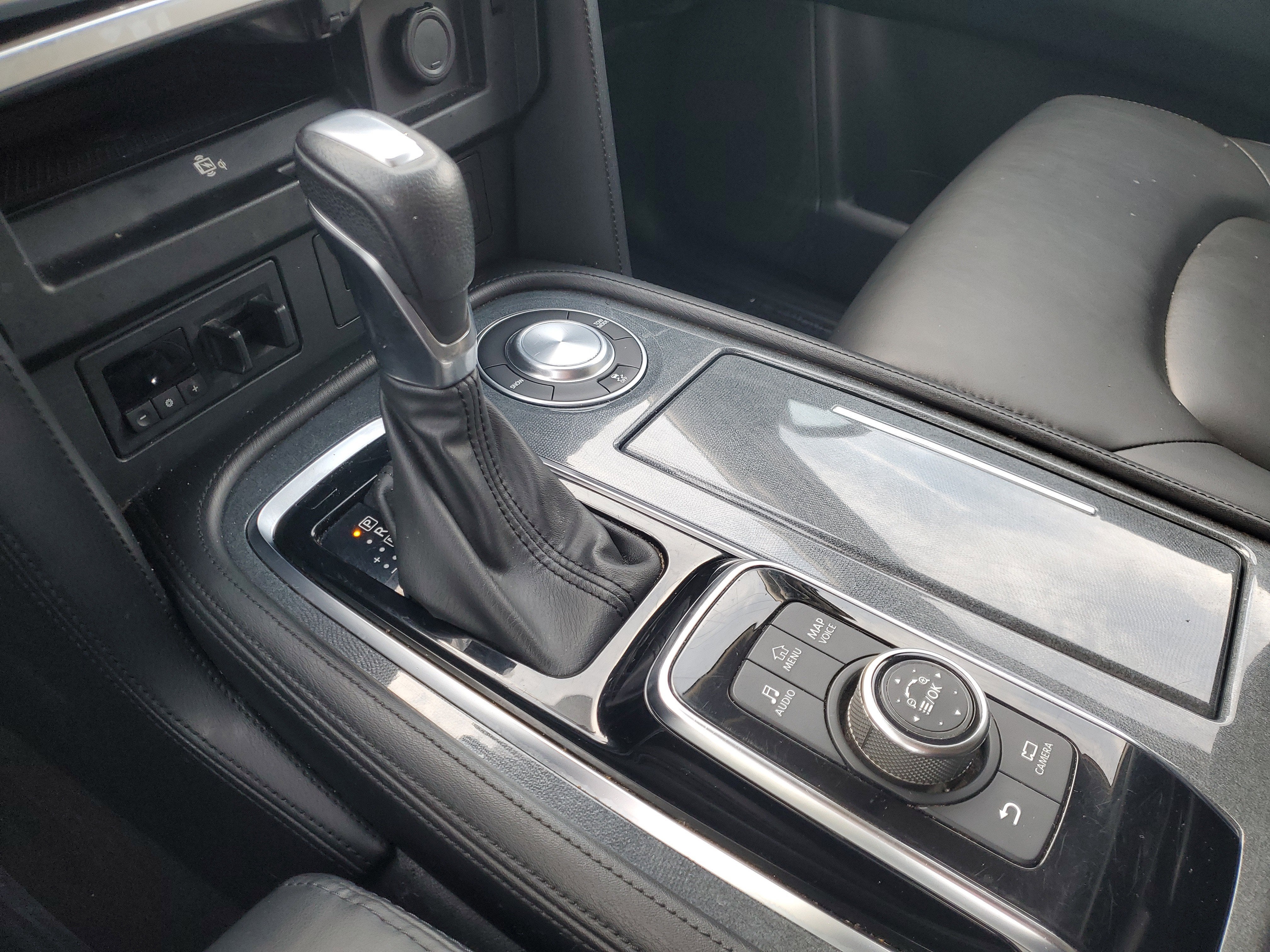 2021 Nissan Armada SV