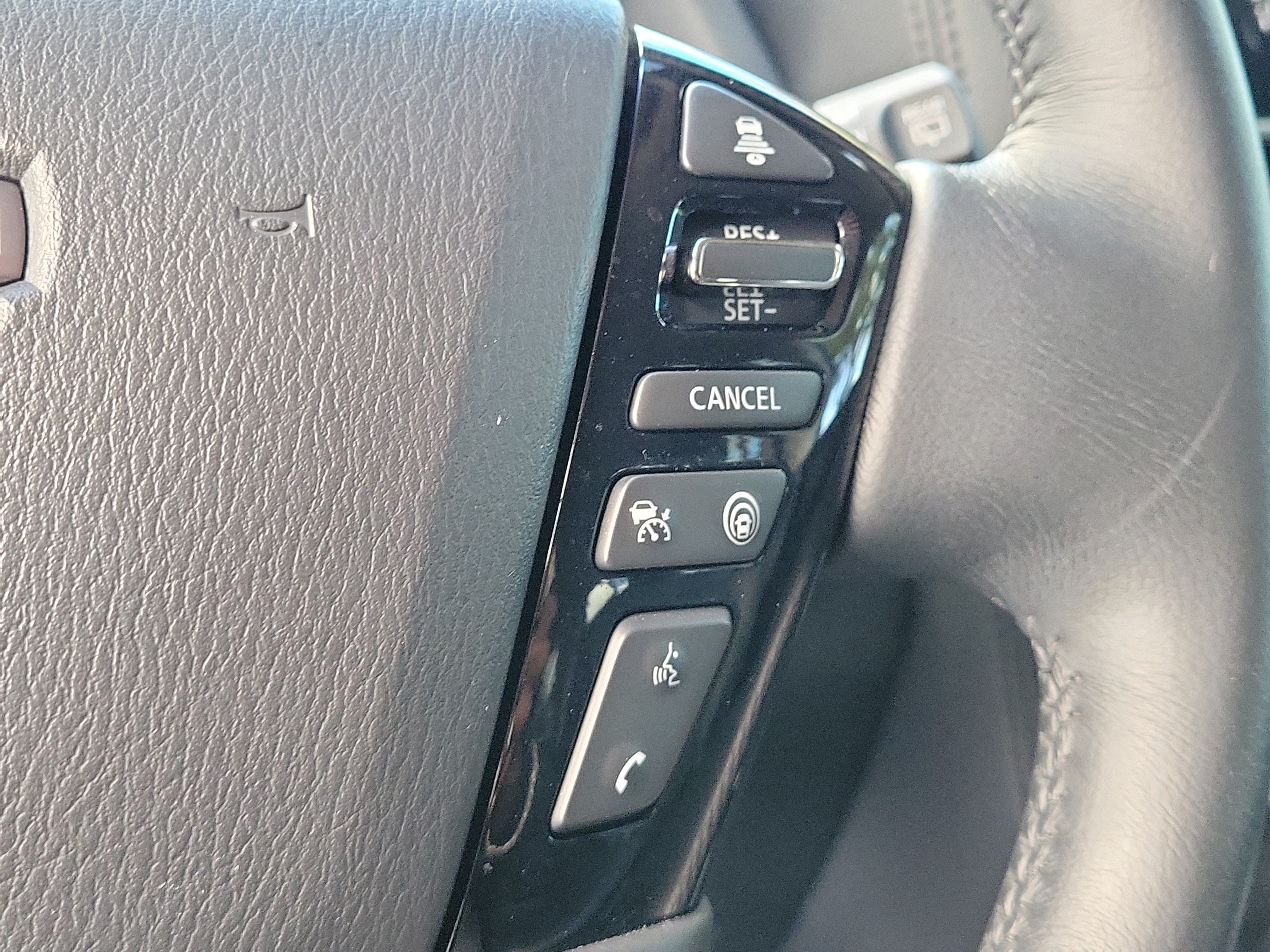 2023 Nissan Armada SV