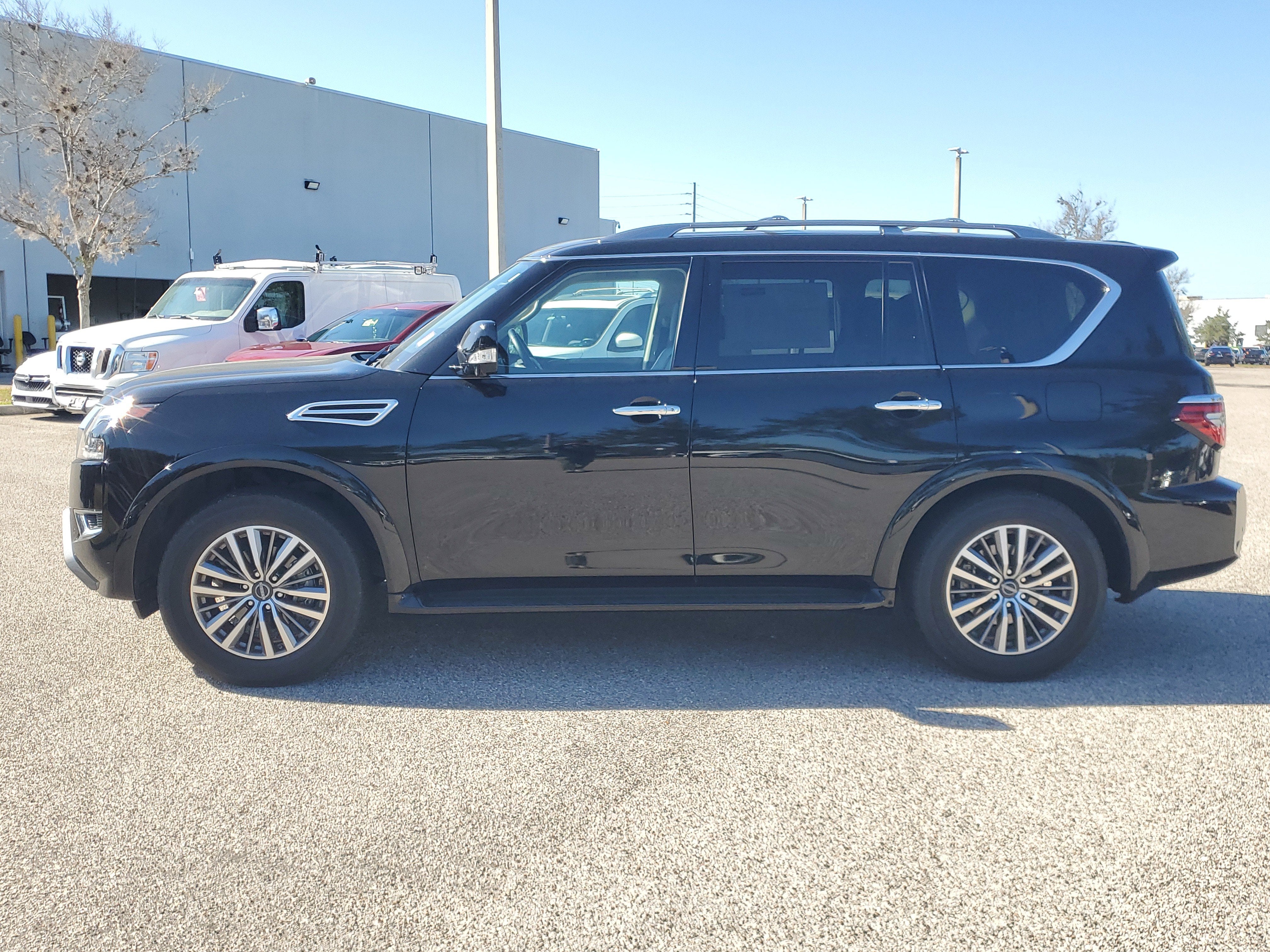 2023 Nissan Armada SL