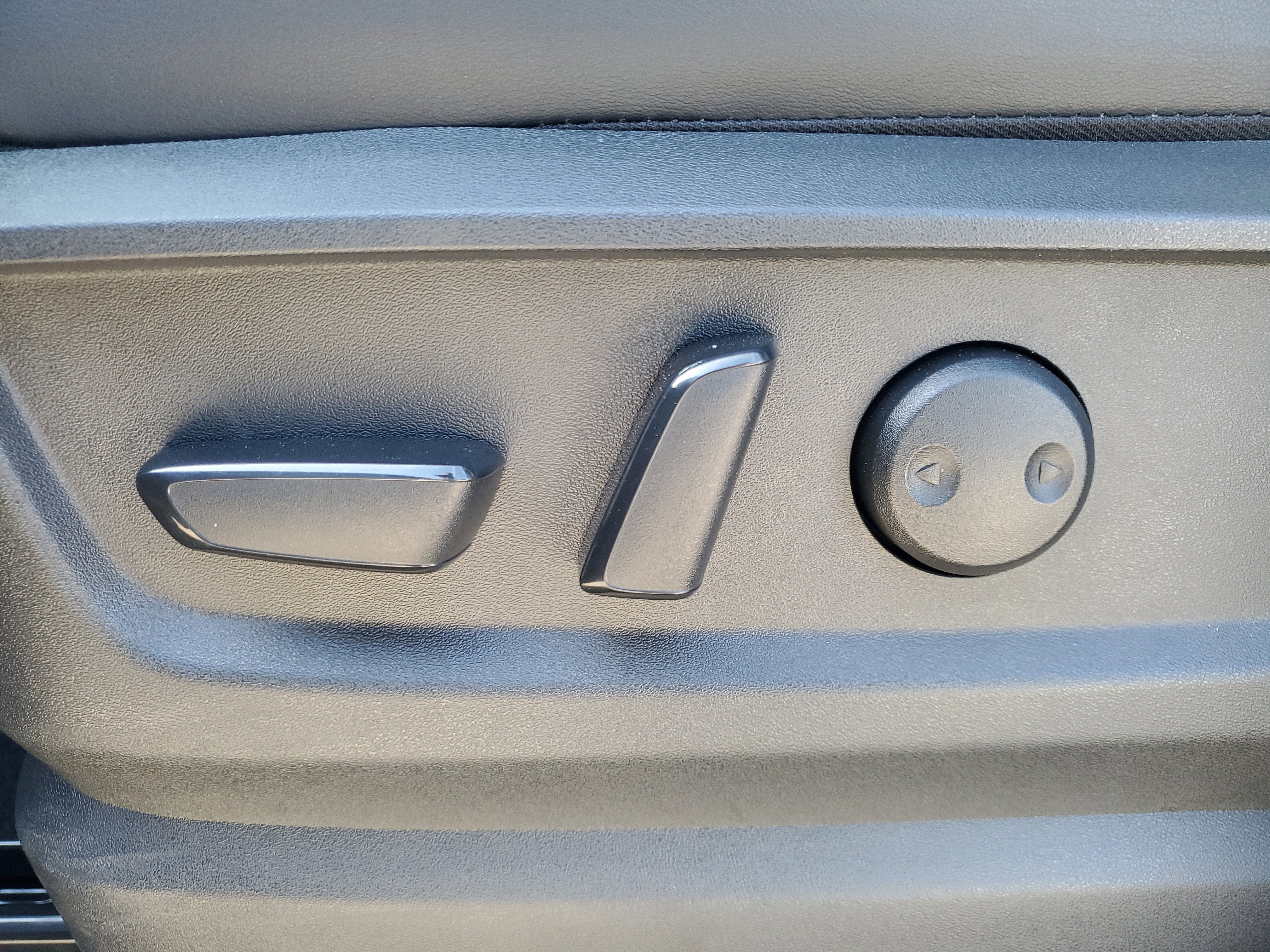 2025 Nissan Armada SL