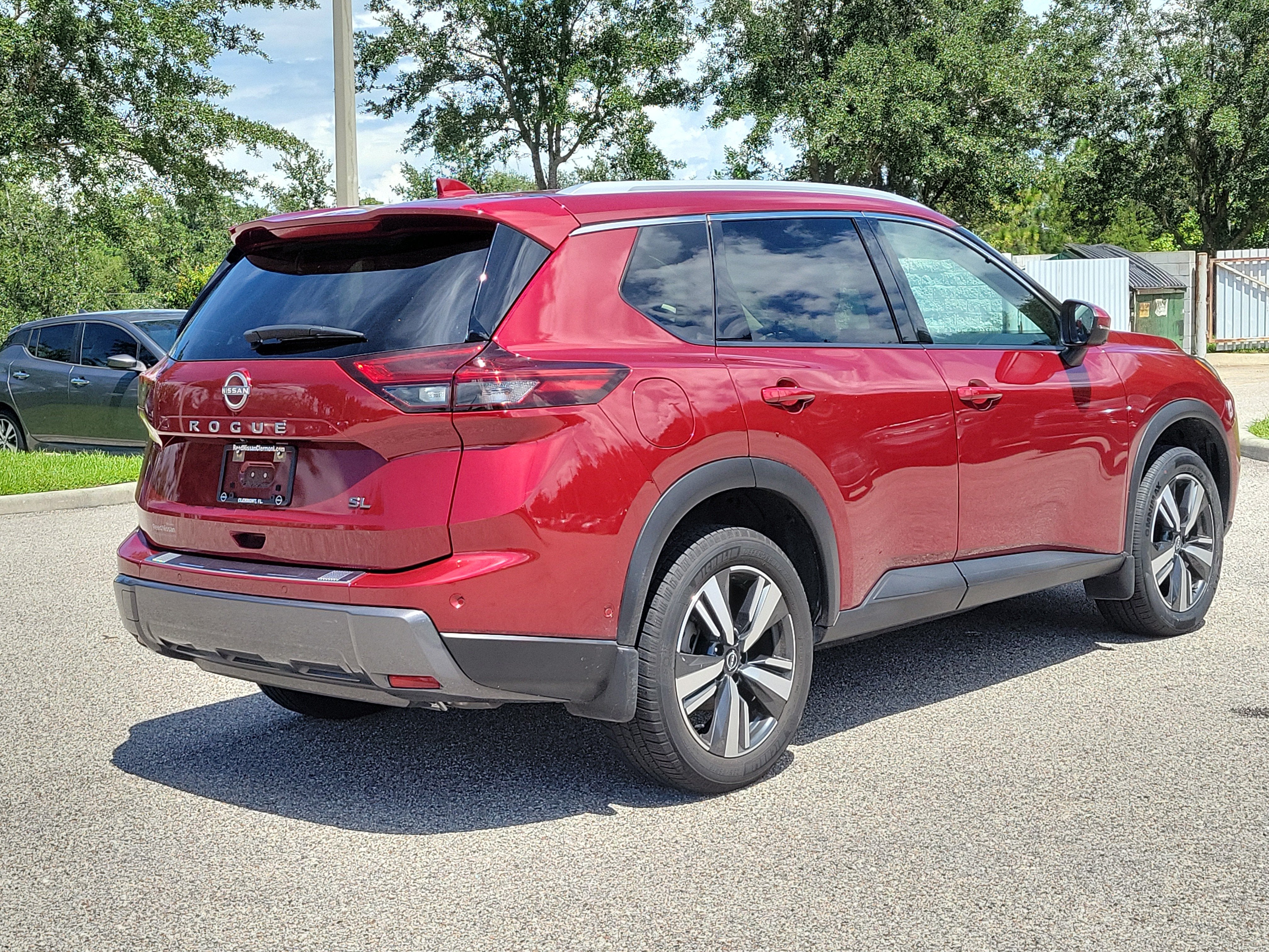2025 Nissan Rogue SL
