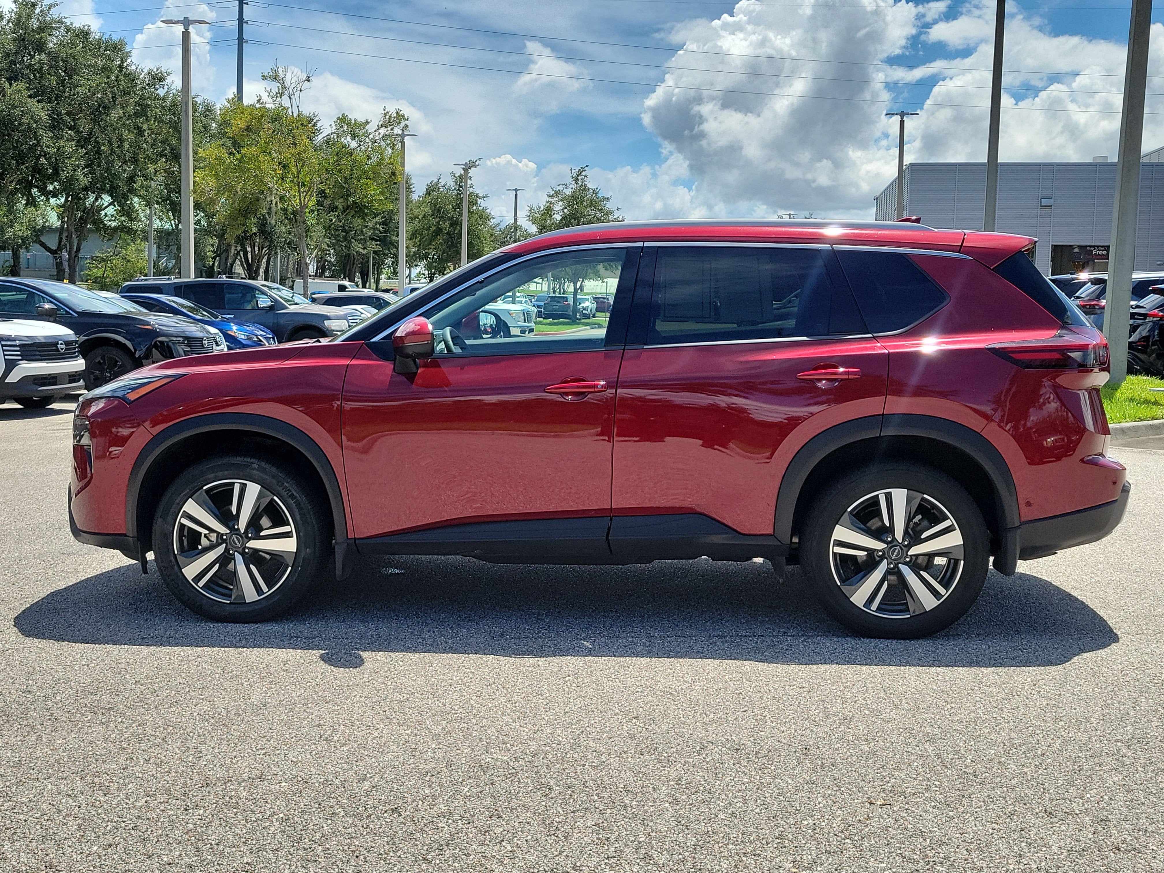 2025 Nissan Rogue SL